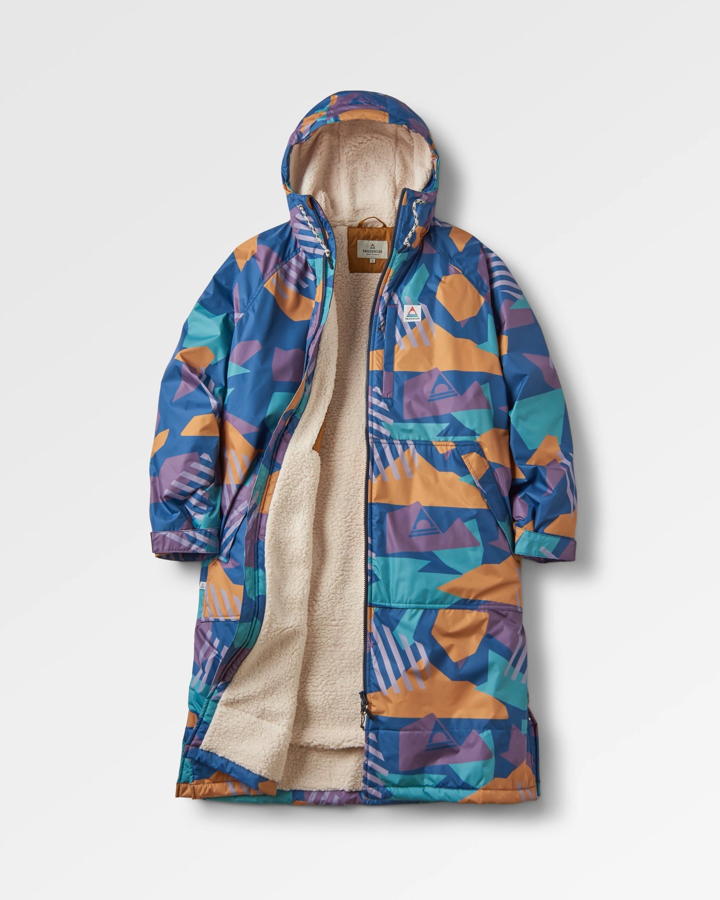 Waves Recycled Sherpa Lined Changing Robe - Deep Blue Camo Pattern - Flatlay