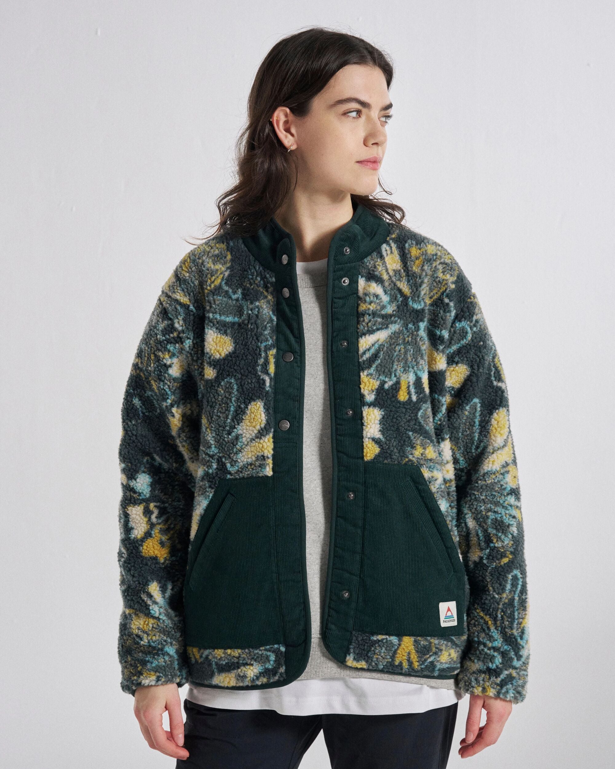 Clover Recycled Cotton-Lined Sherpa Fleece - Frost Dark Fern - Studio Model