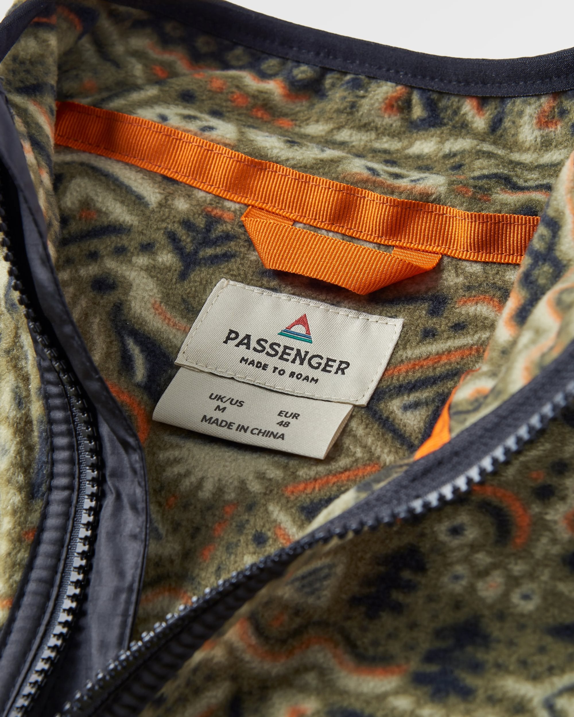 Set Off Recycled Polar 1/4 Zip Fleece - Elemental Geo Khaki - Flatlay