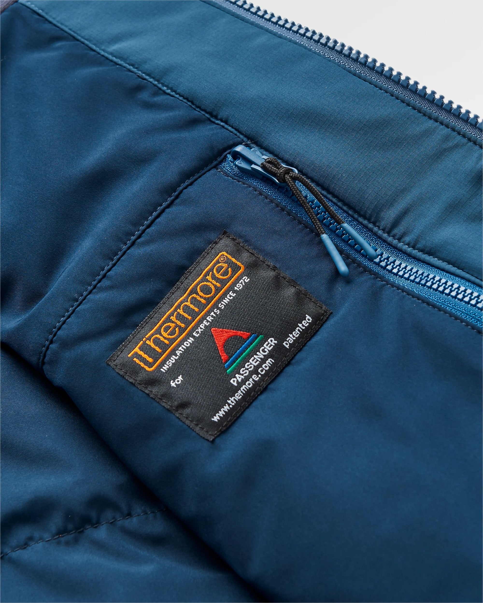 Daybreak Lightweight Recycled Thermore® Insulated Gilet - Rich Navy/Dark Denim/Arctic - Flatlay