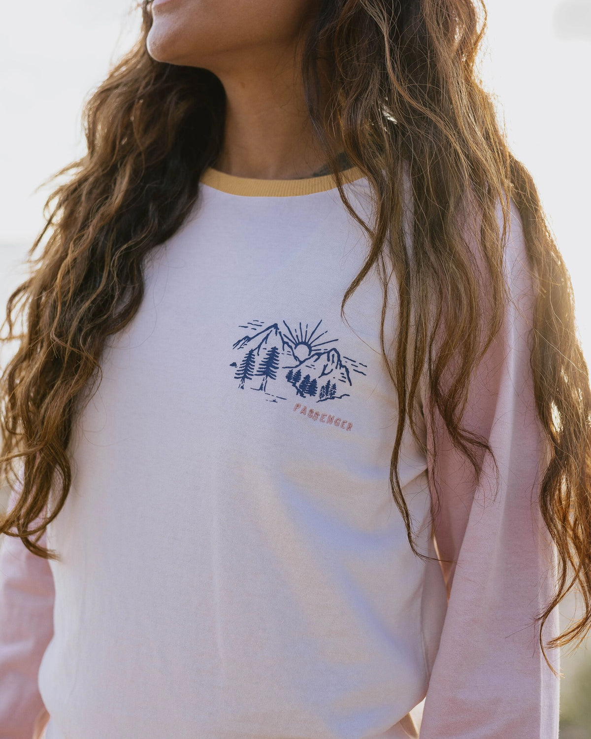 Riser Recycled Cotton LS T-Shirt - Birch - Lifestyle