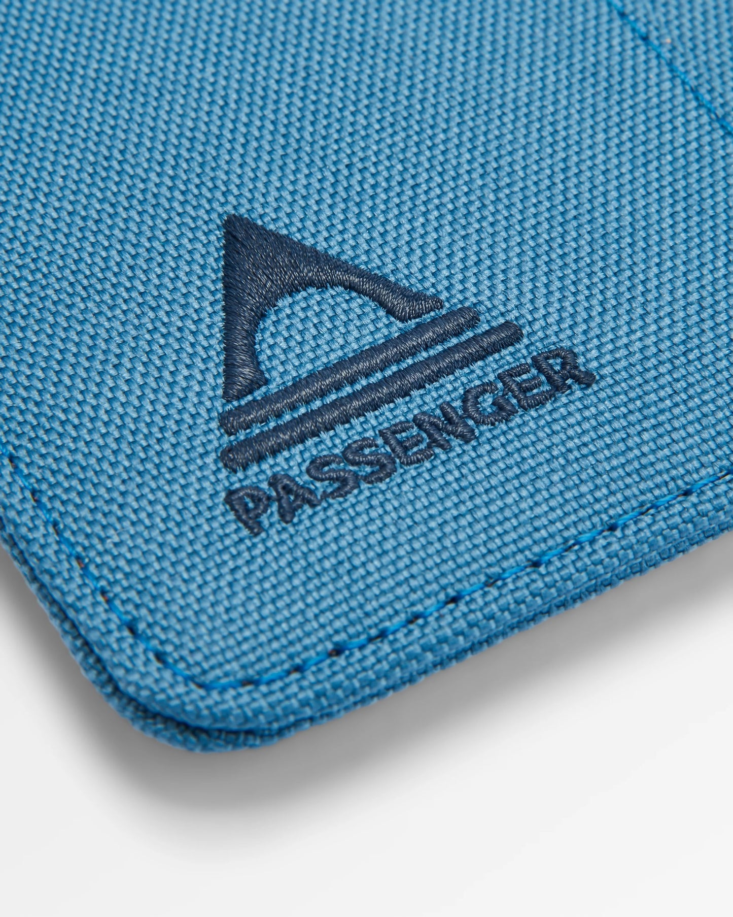 Mountain Recycled Card Holder - Rich Navy/Surf Spray/Moonlight Blue
