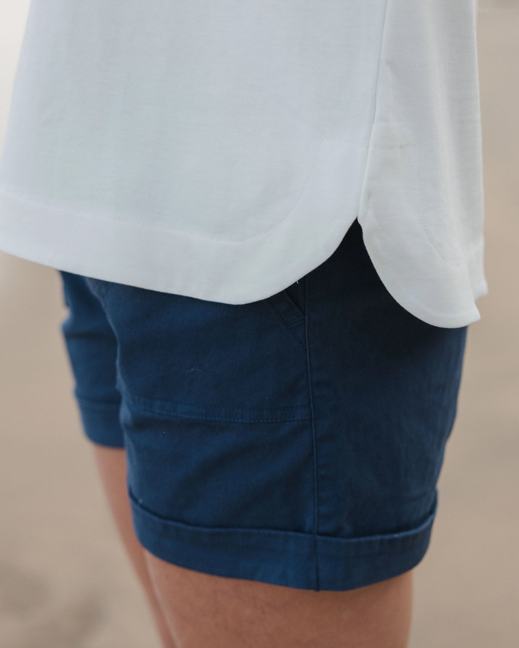 Carriso Organic Cotton Short - Dark Denim - Lifestyle