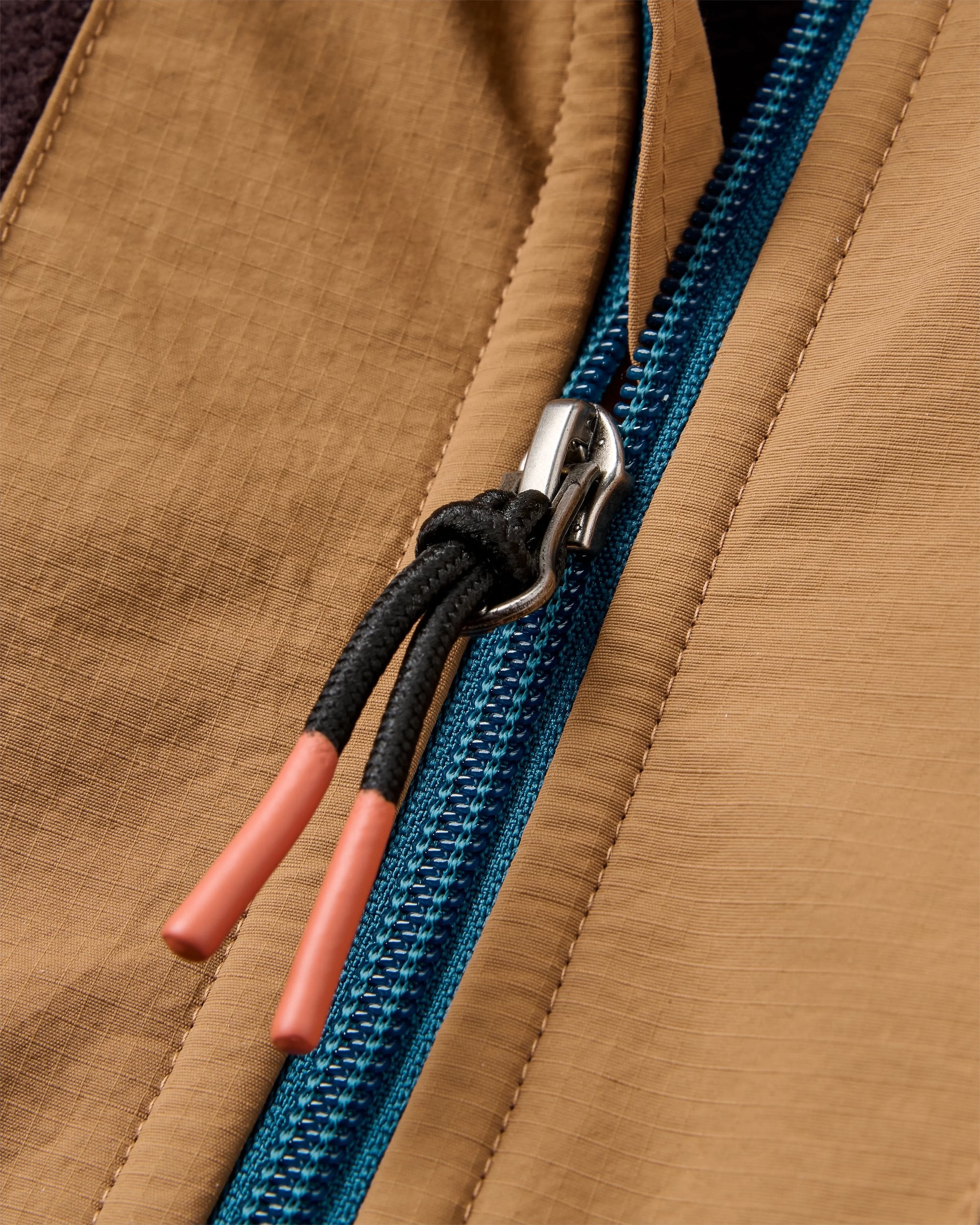 Woodland Hoodless 1/2 Zip Recycled Polartec® Fleece - Espresso/Tidal Blue - Flatlay