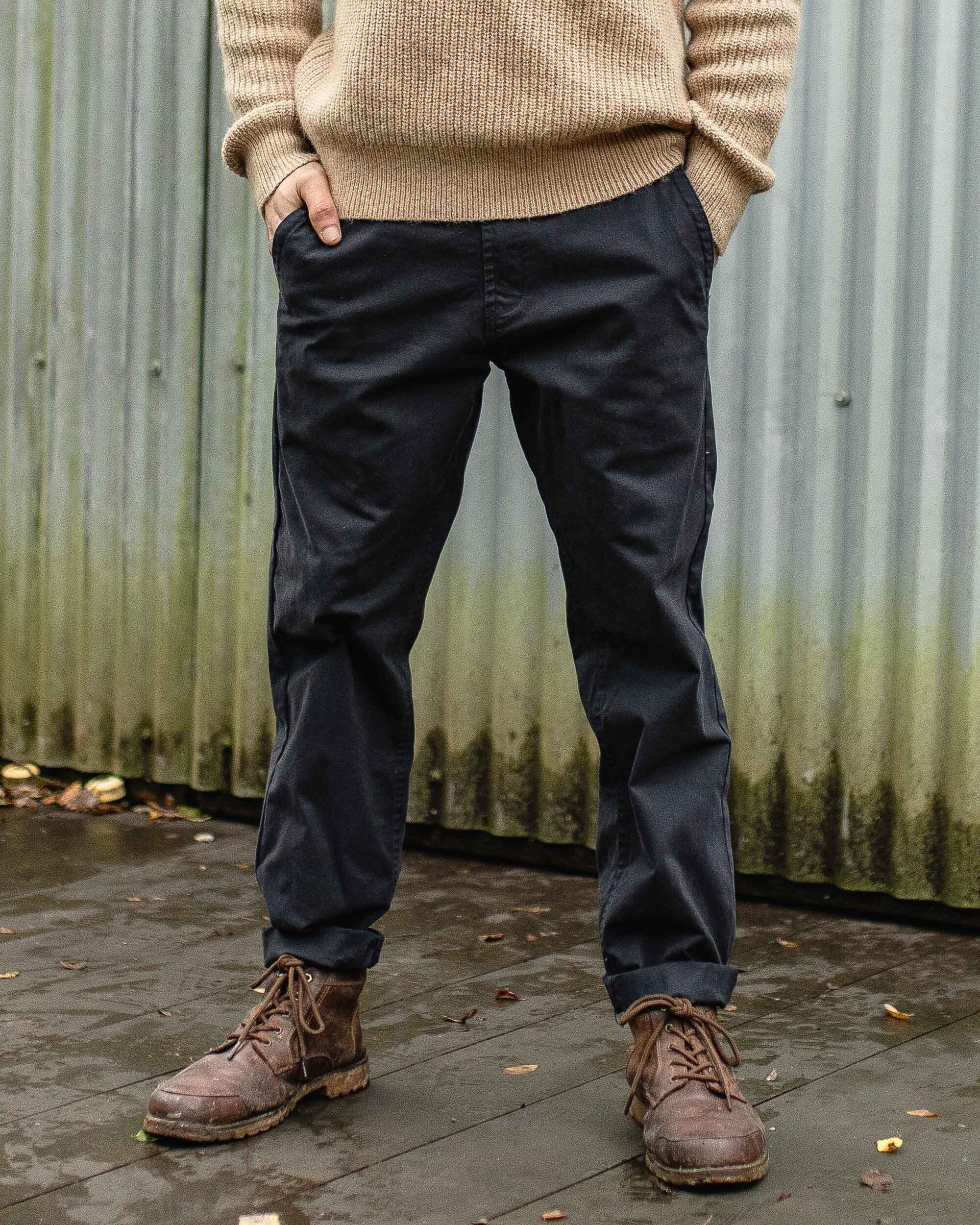 365 Cotton Trouser - Faded Black - Lifestyle