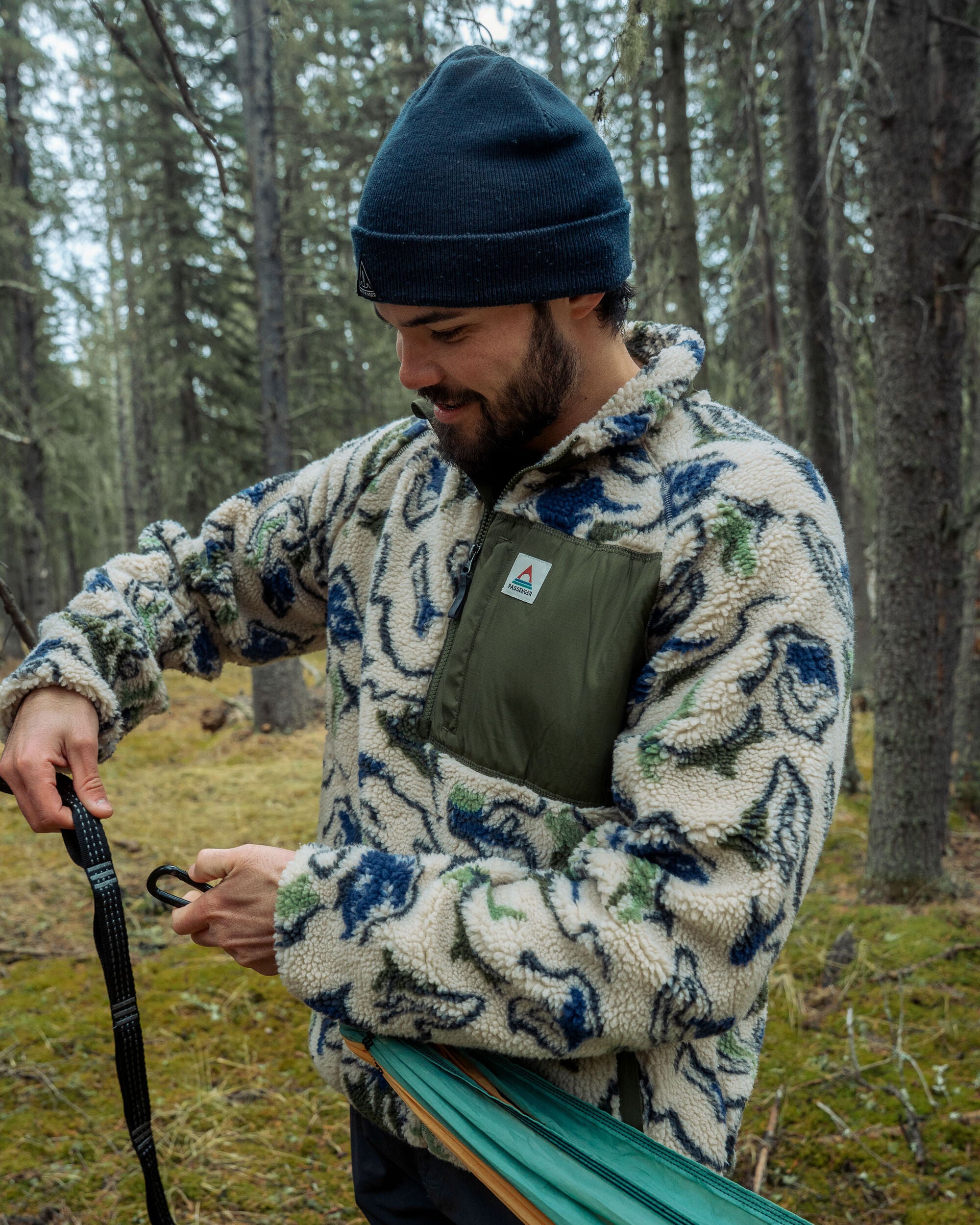 Offroad Recycled Sherpa 1/2 Zip Fleece - Abstract Strata Green - Lifestyle