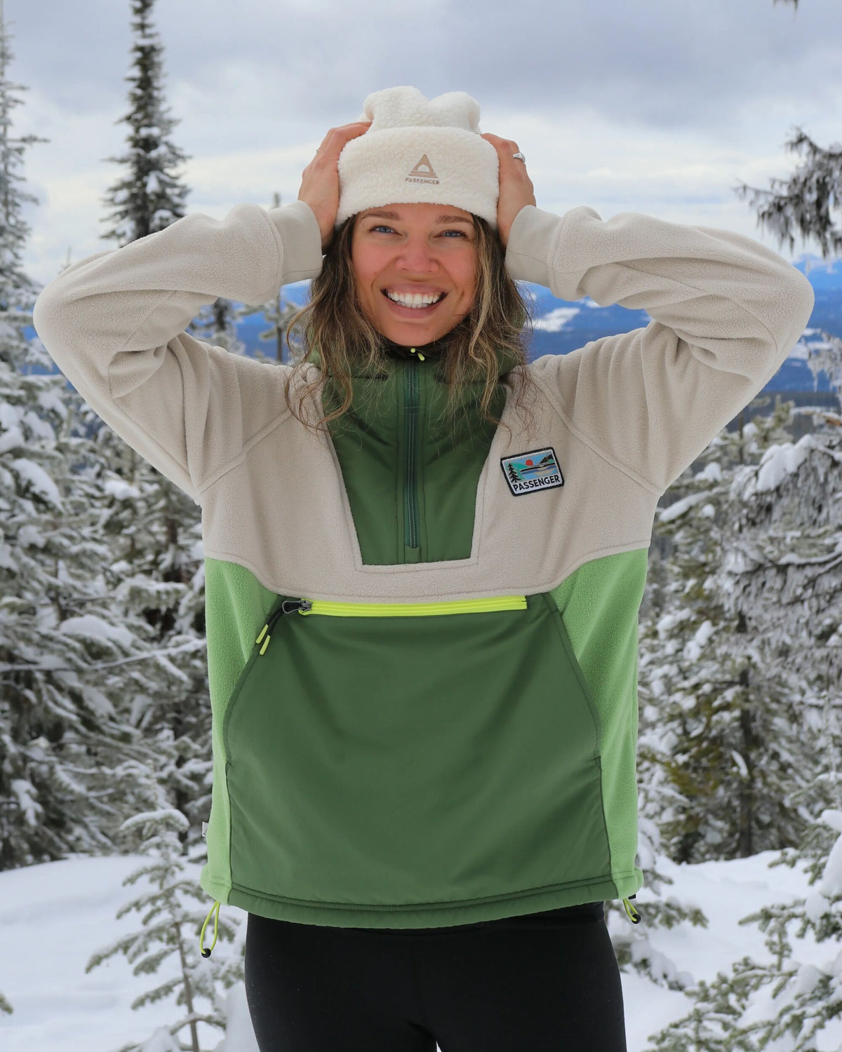 Alexander Hooded Polar Fleece - Feather/Wild Green - IGC