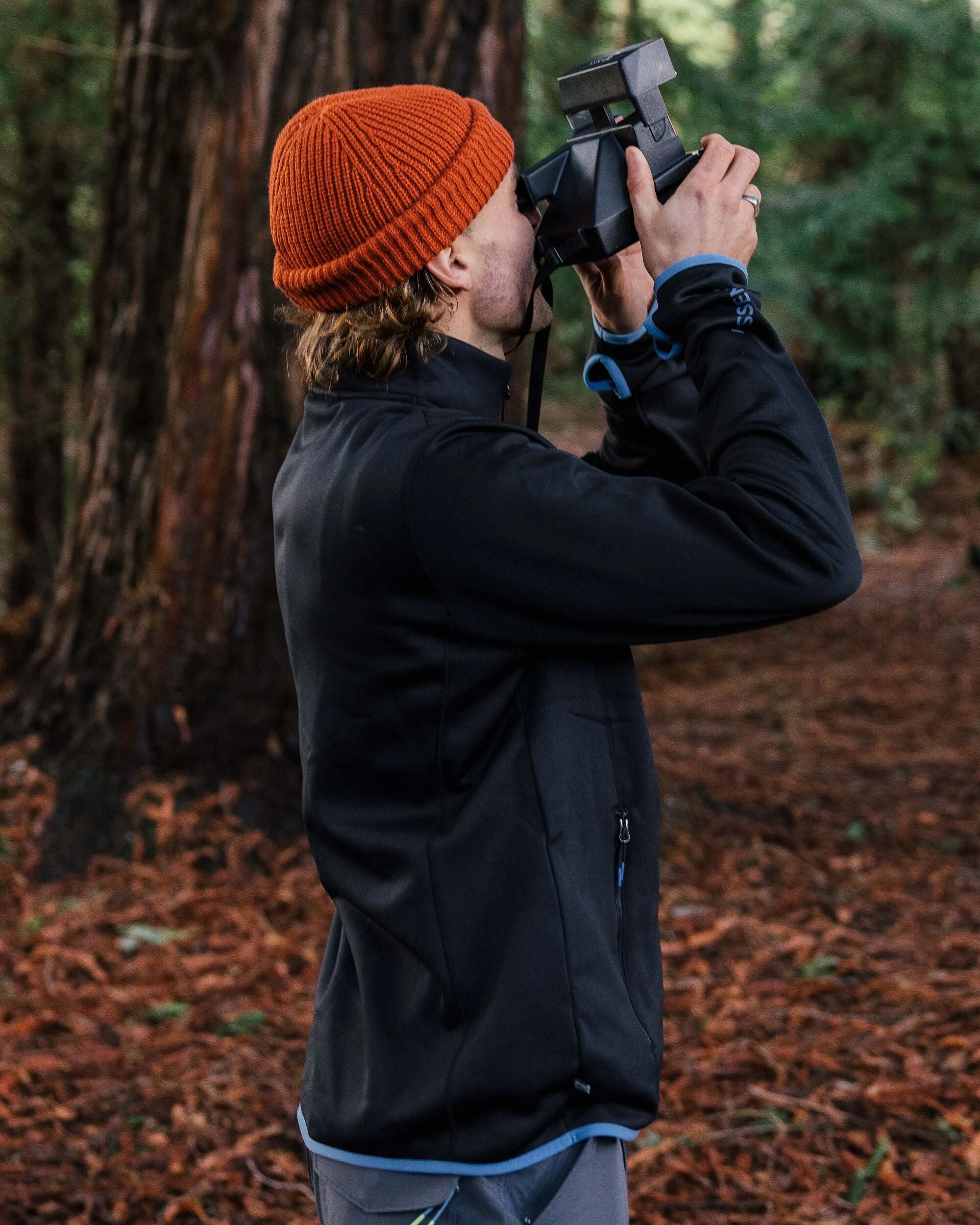 Solitude Recycled Polartec® Fleece Pullover - Black - Lifestyle