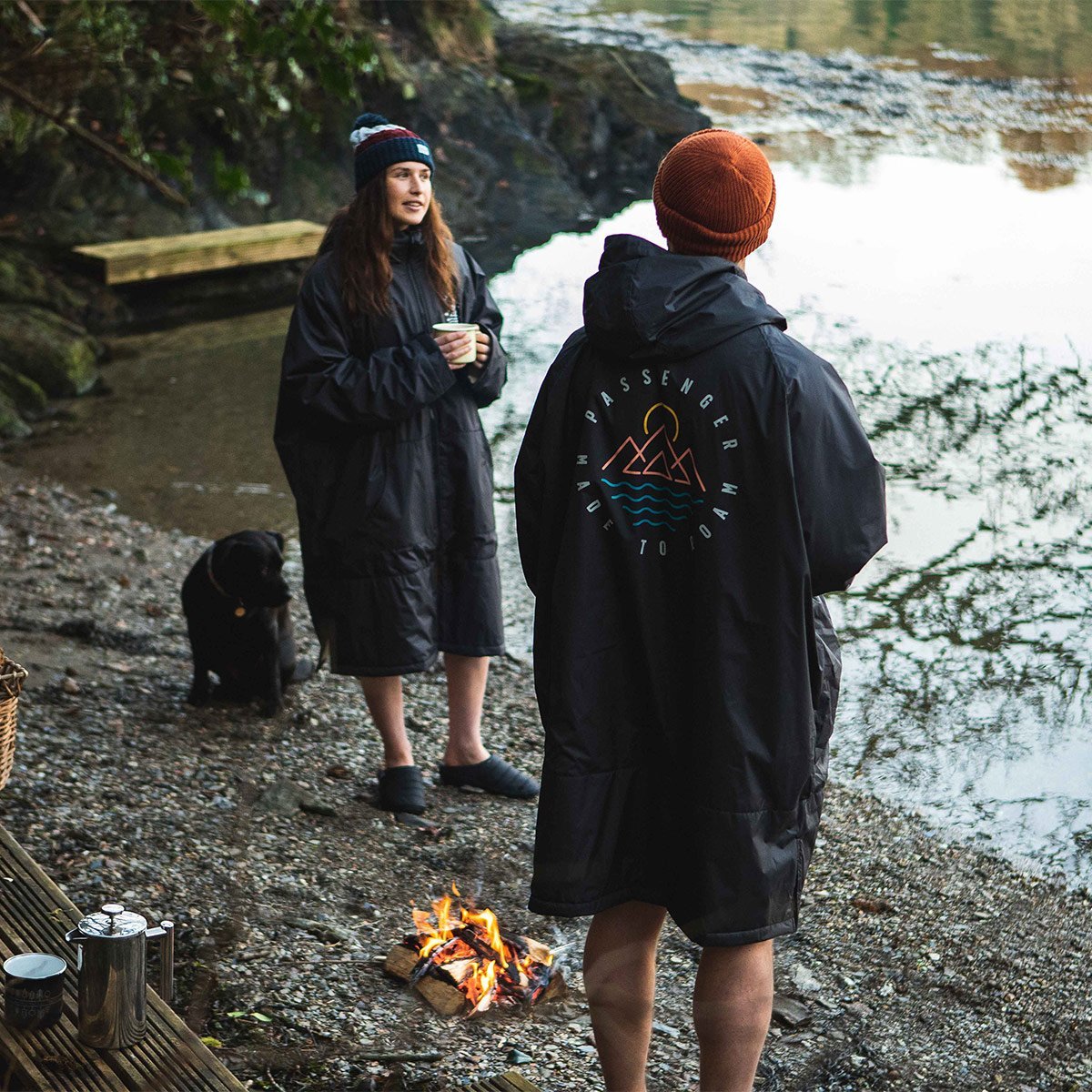 Male_Escapism Sherpa lined changing Robe - Black