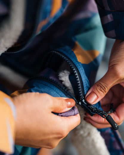 Waves Recycled Sherpa Lined Changing Robe - Deep Blue Camo Pattern - Lifestyle
