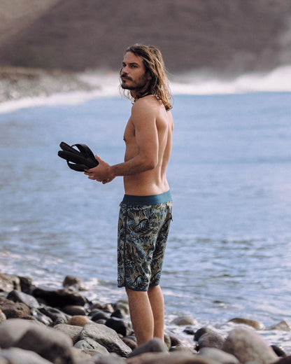 Breaks Recycled Boardshort - Abstract Seaweed Pistachio - Lifestyle