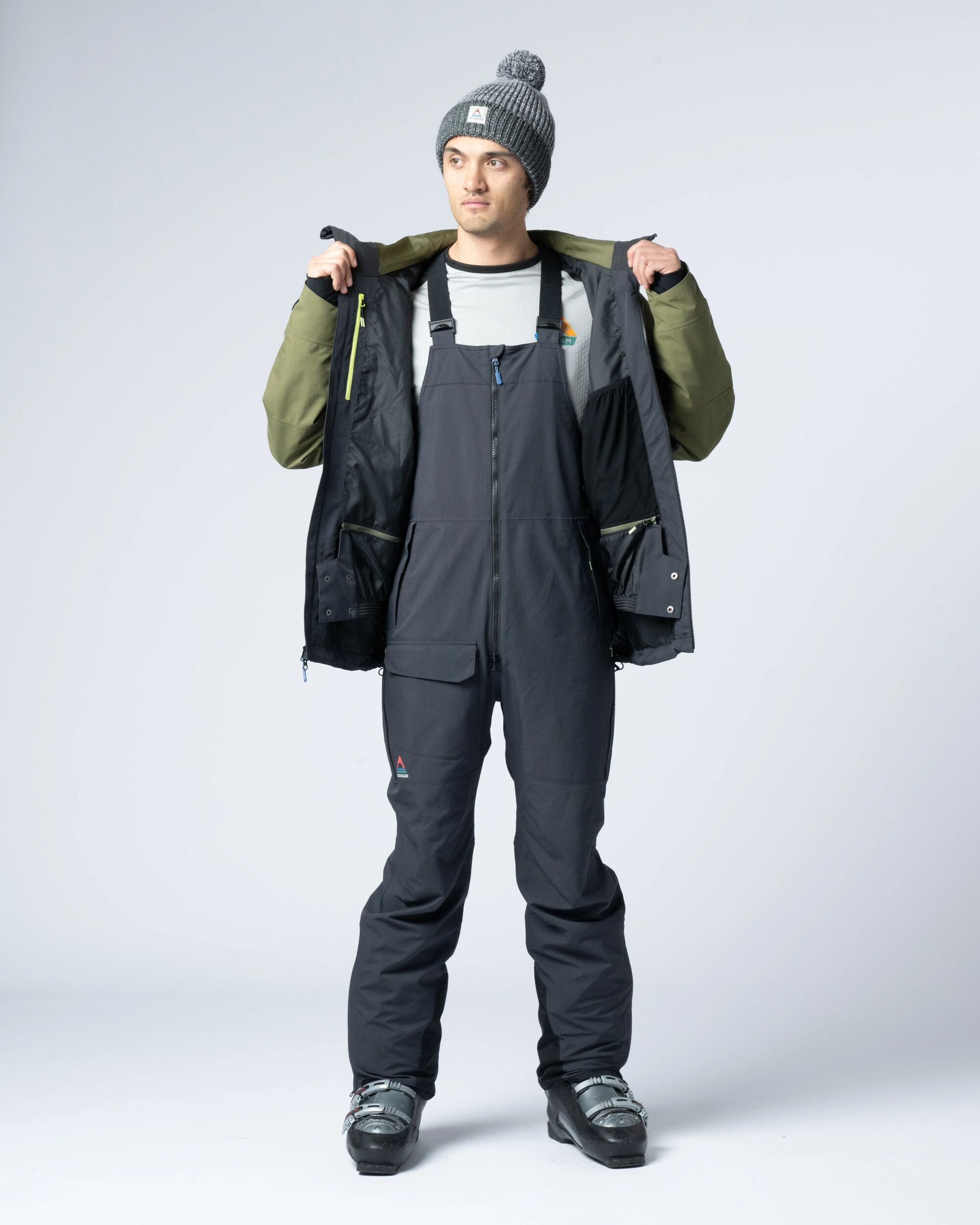 Snowscape Men's Recycled Jacket - Black - Flatlay