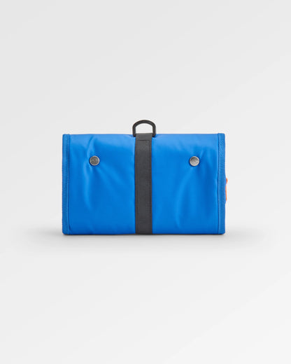 Drop Recycled Wash Kit - Azure Blue - Flatlay