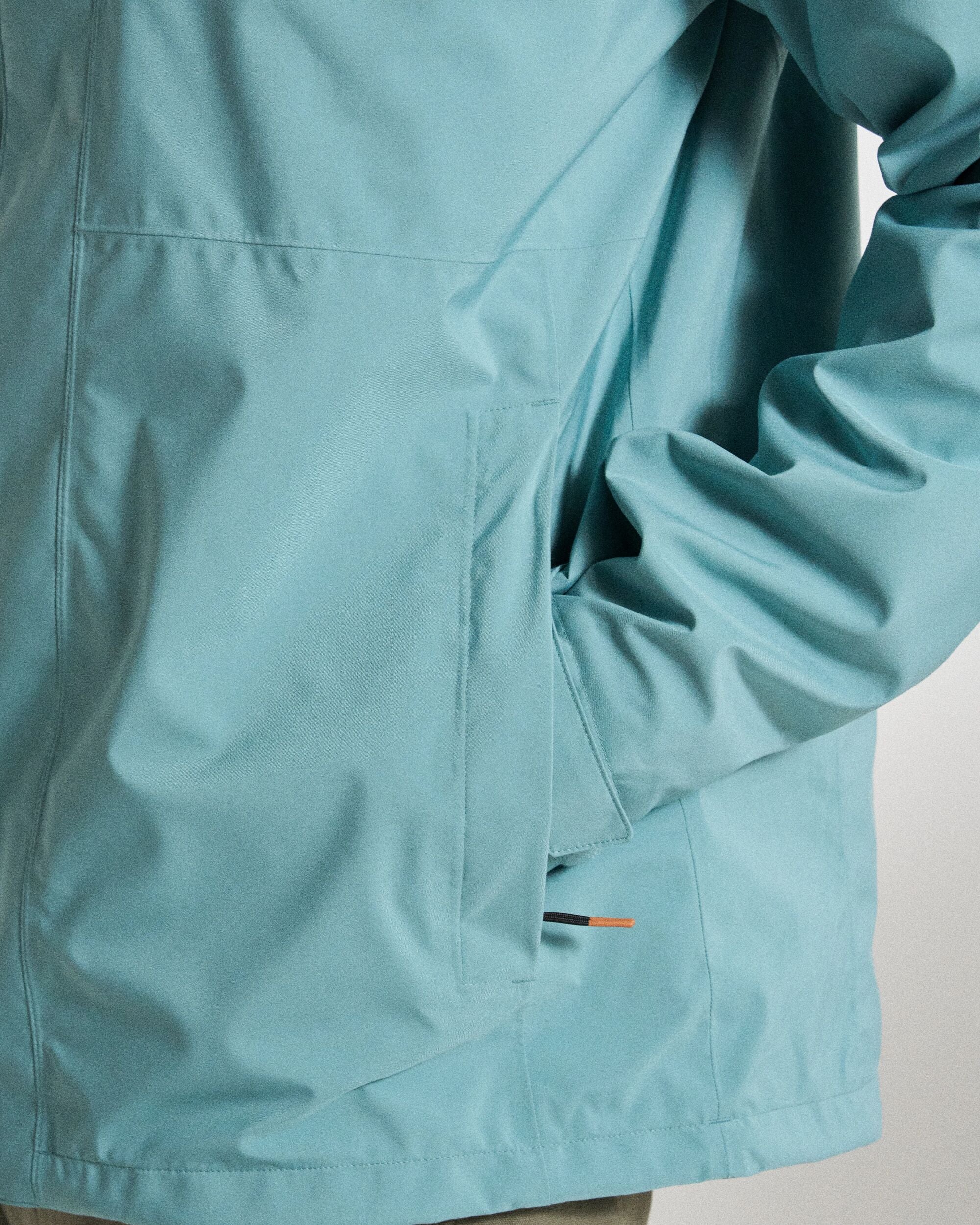 Graniteridge Recycled Waterproof 3 in 1 Jacket - Arctic - Studio Model