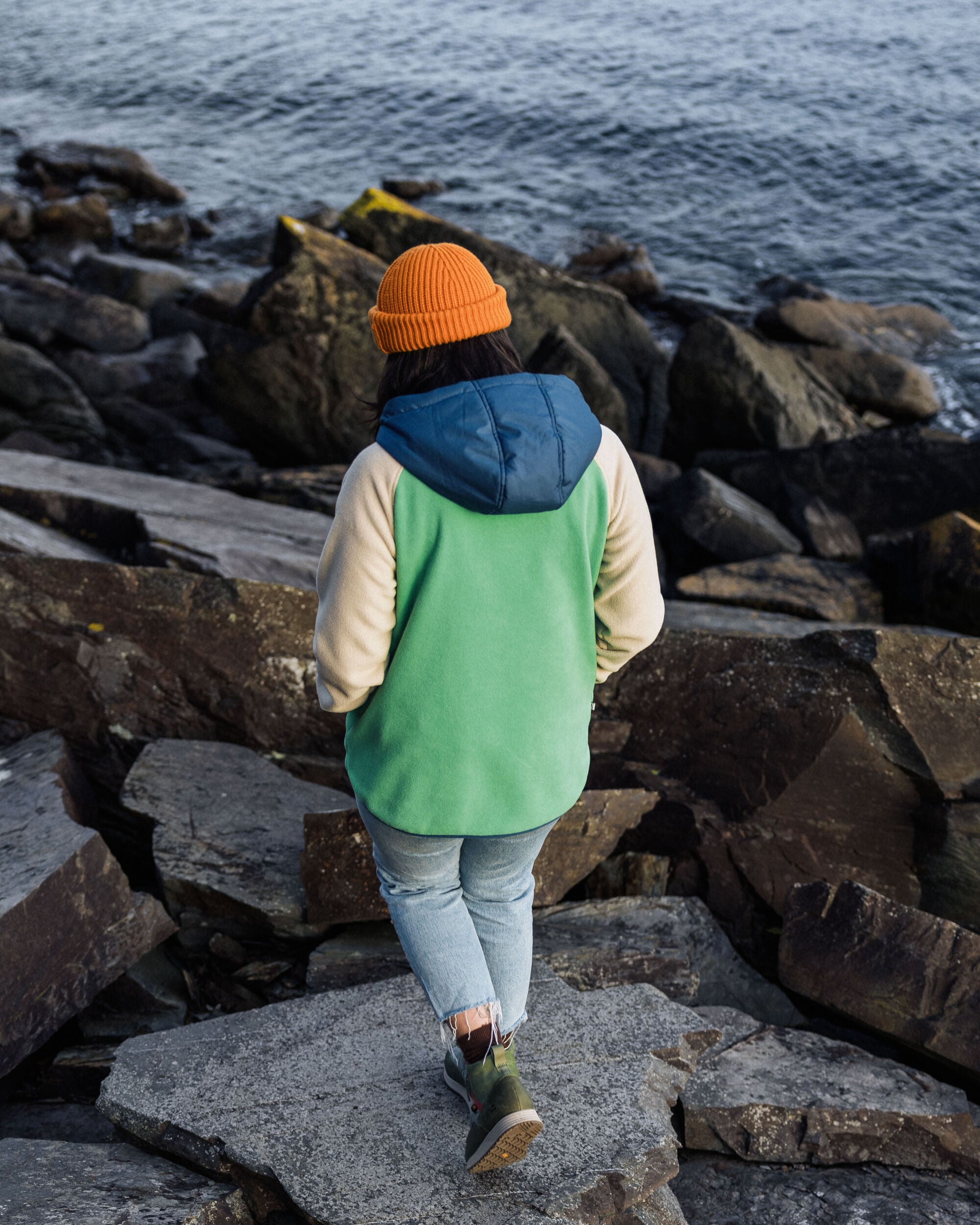 Alexander Recycled Polar Hooded Fleece - Green Spruce - Lifestyle