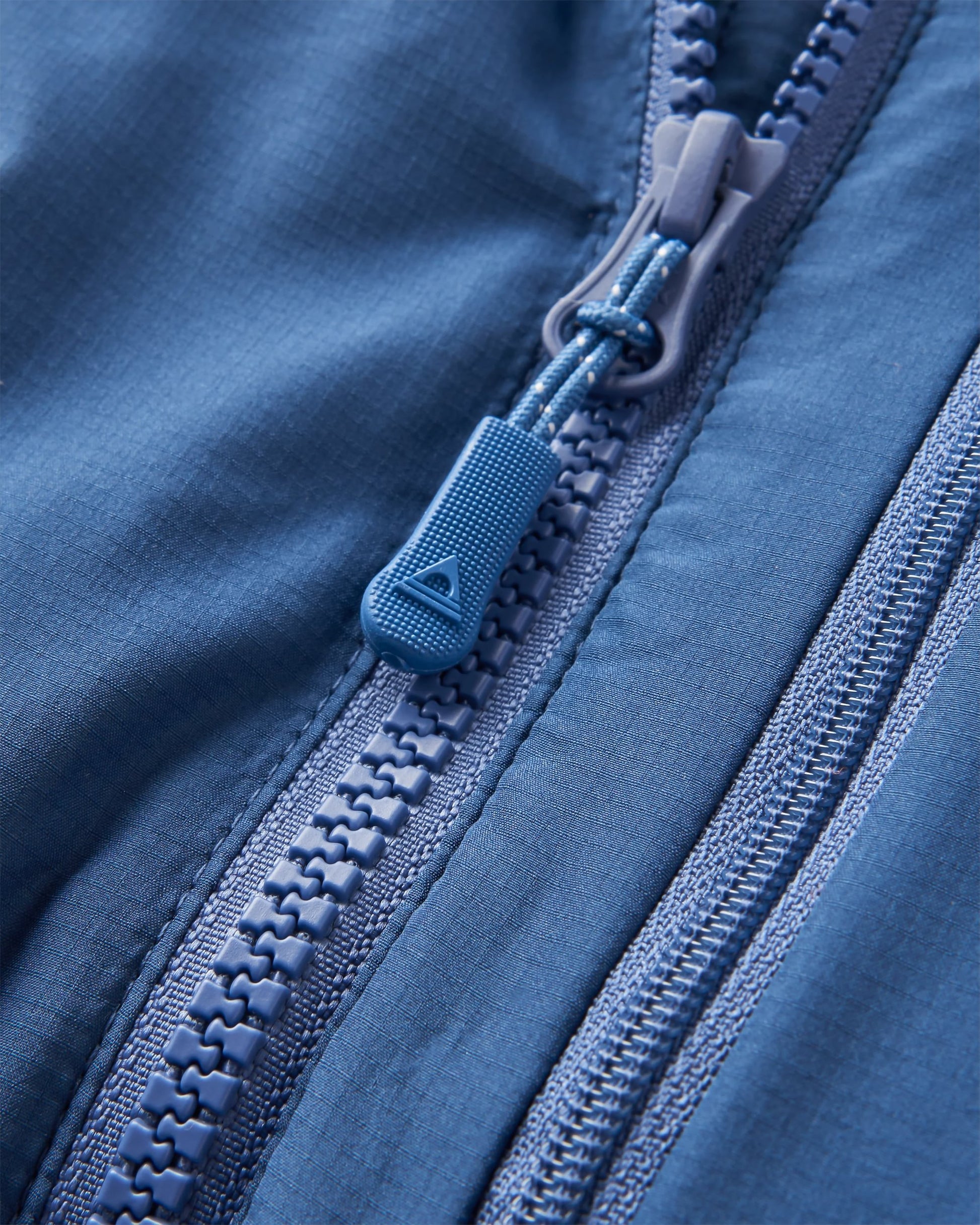 Shasta Lightweight Women's Recycled Thermore® Insulated Vest - Rich Navy/Dark Denim/Arctic