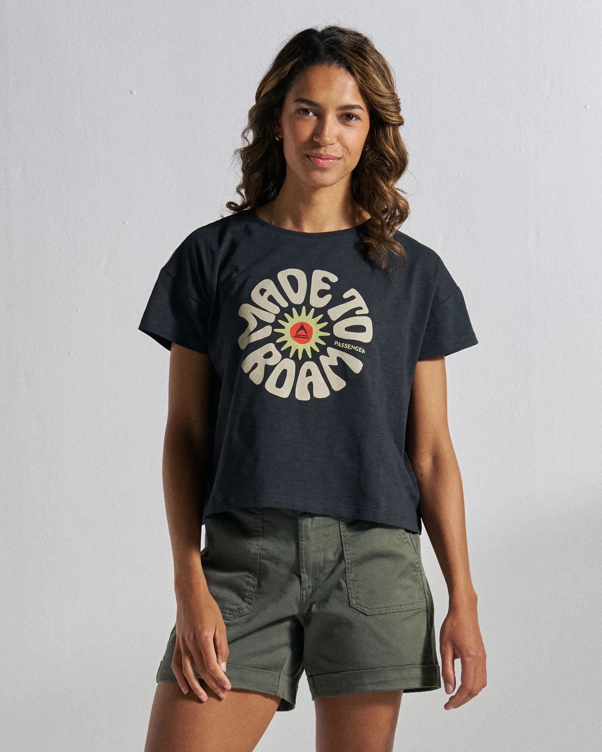 Easy Days T-Shirt - Black - Studio Model