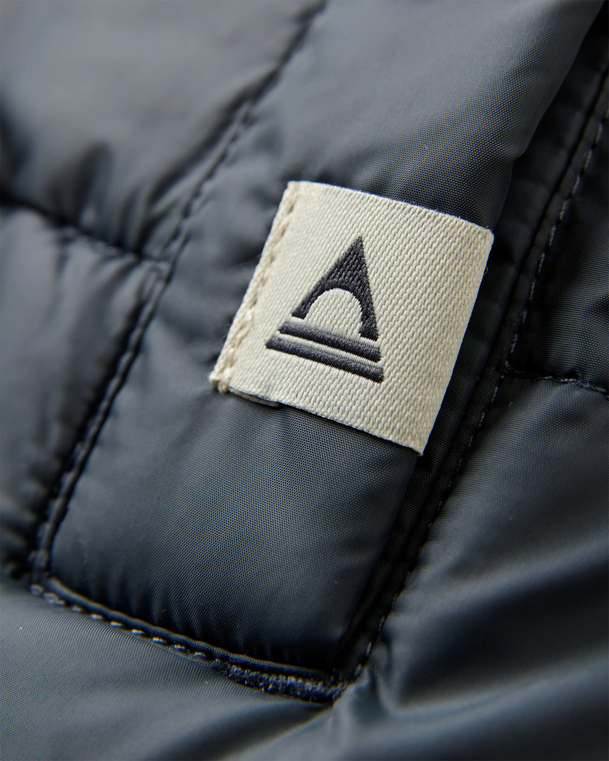 Inspire Insulated Hooded Jacket - Charcoal/Mediterranean - Flatlay