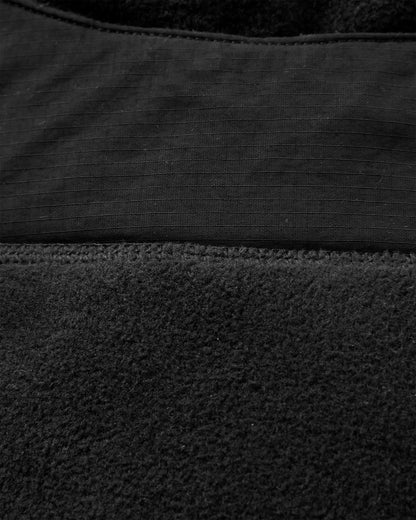 Snow Lodge Polartec® Hood - Black - Flatlay