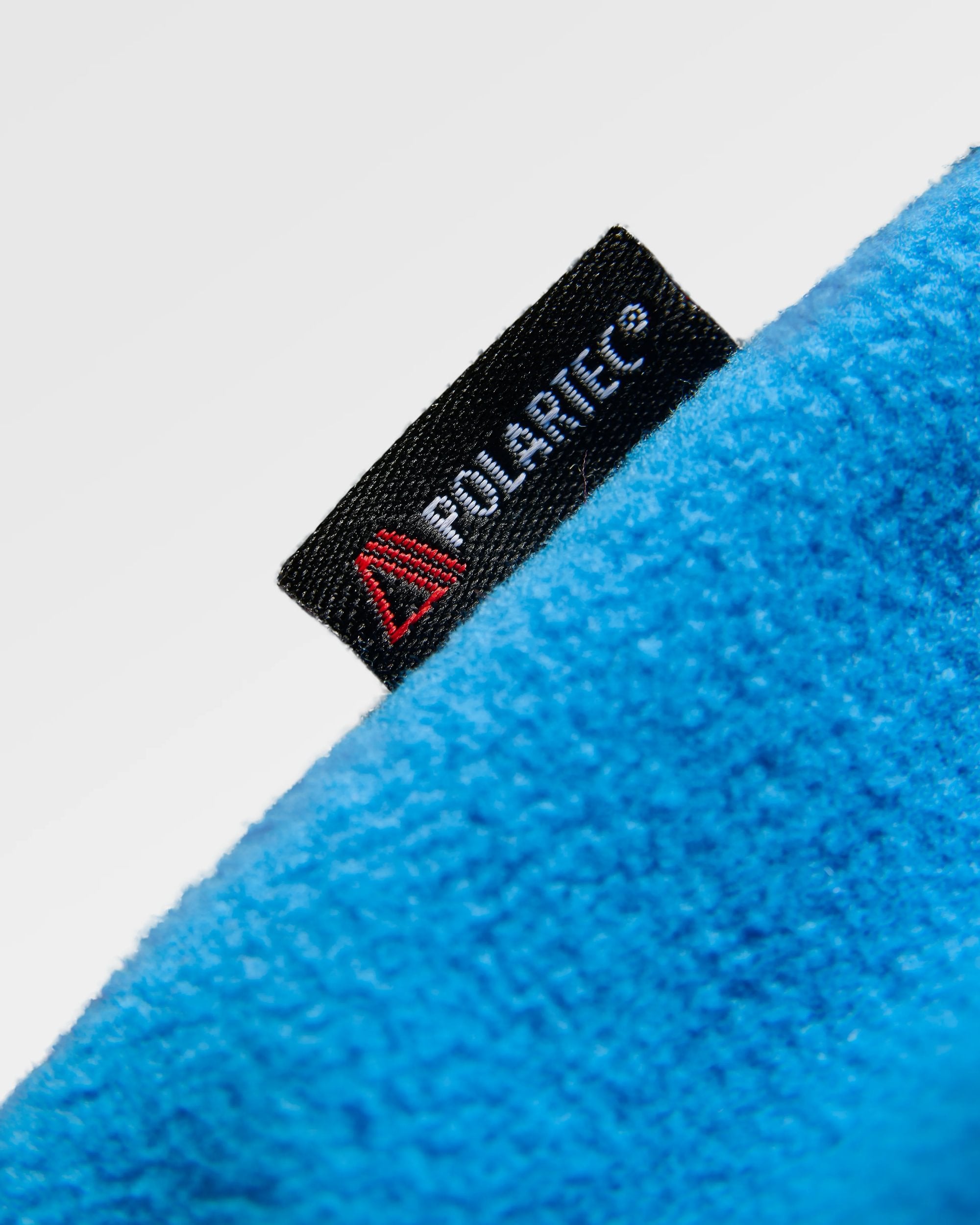 Set Off Polartec® 1/4 Zip Fleece - Warm Beige/Marine Blue - Flatlay