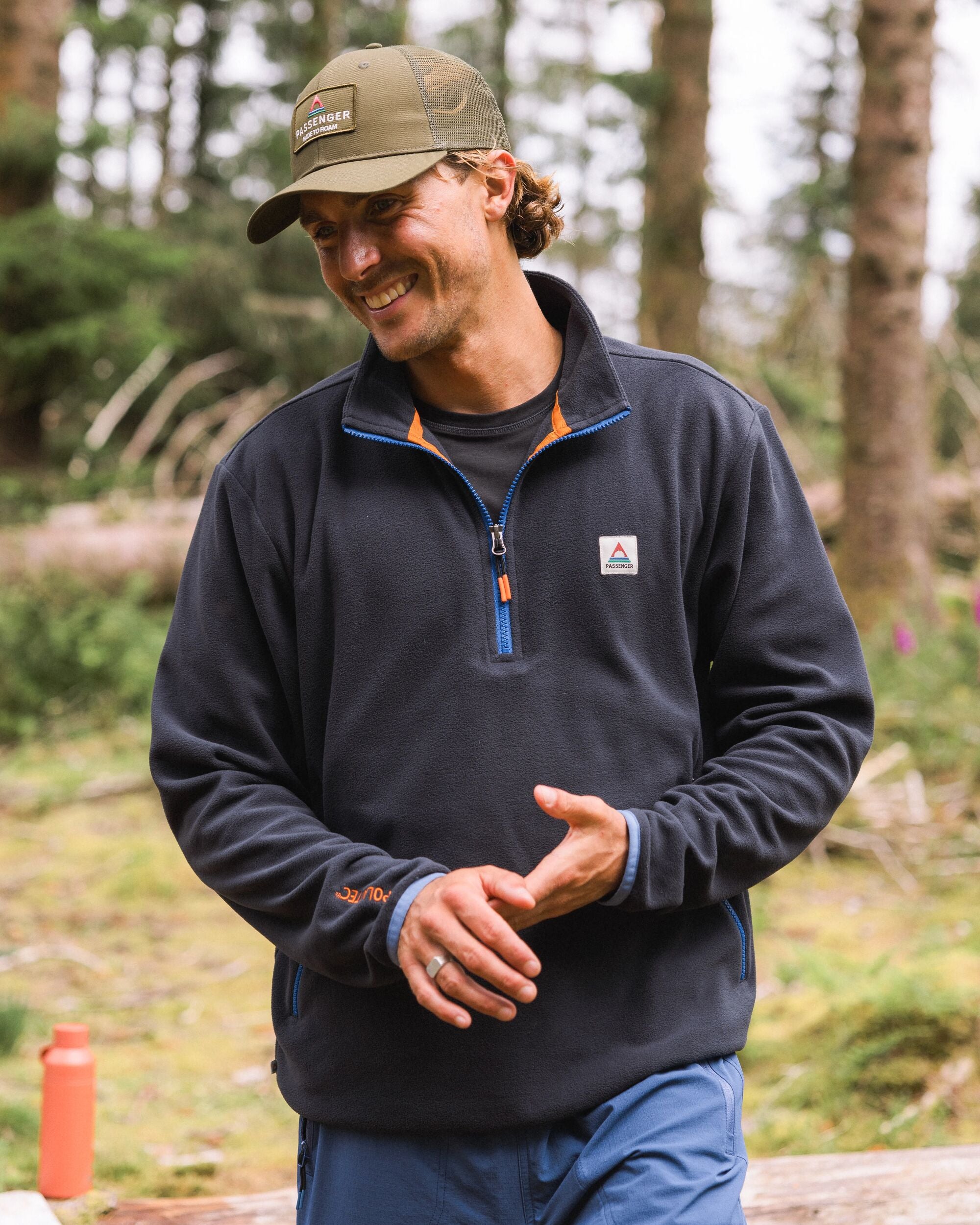 Switchback Recycled Micro Polartec® Fleece - Black - Lifestyle