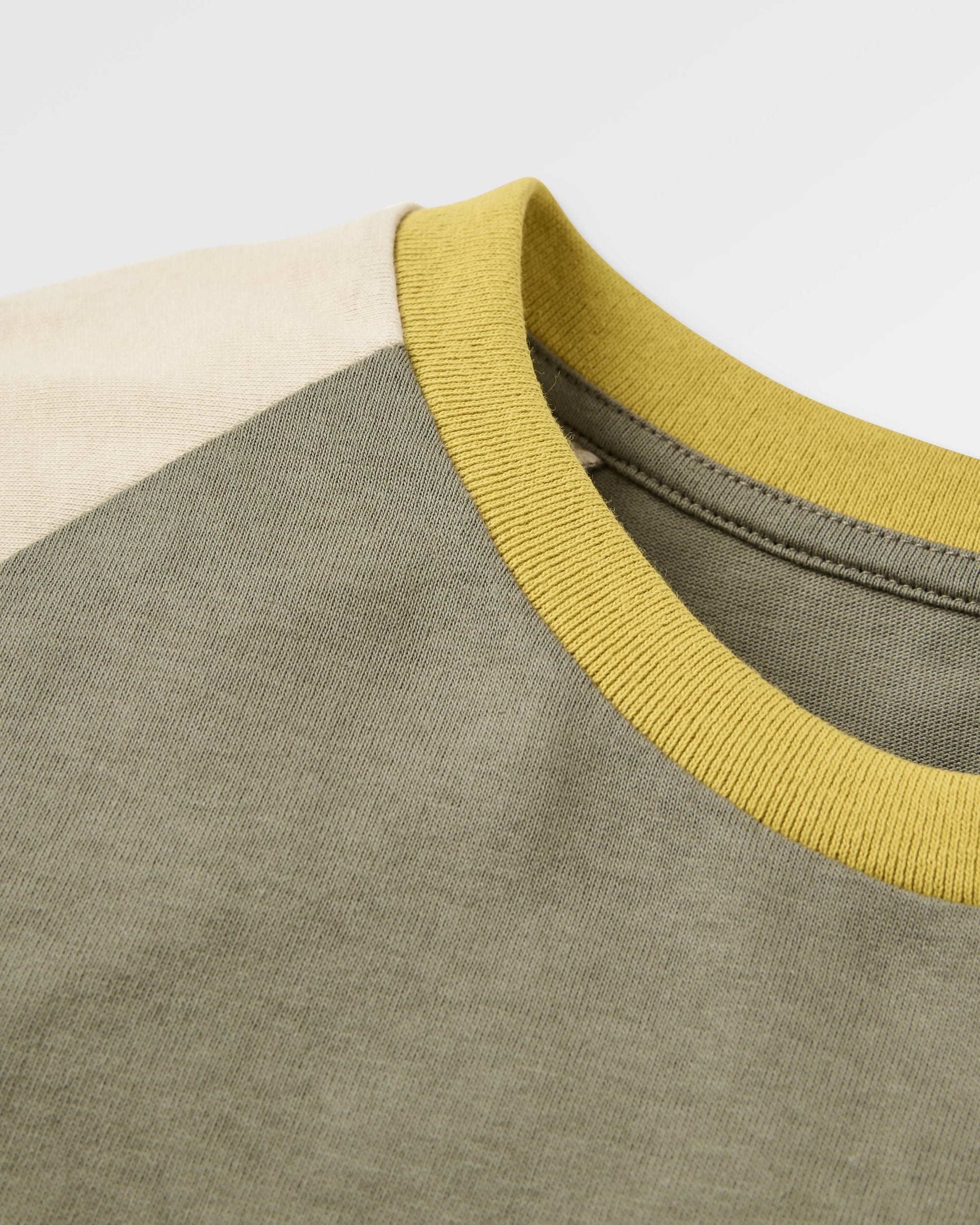 Riser Recycled Cotton LS T-Shirt - Dusty Olive - Flatlay