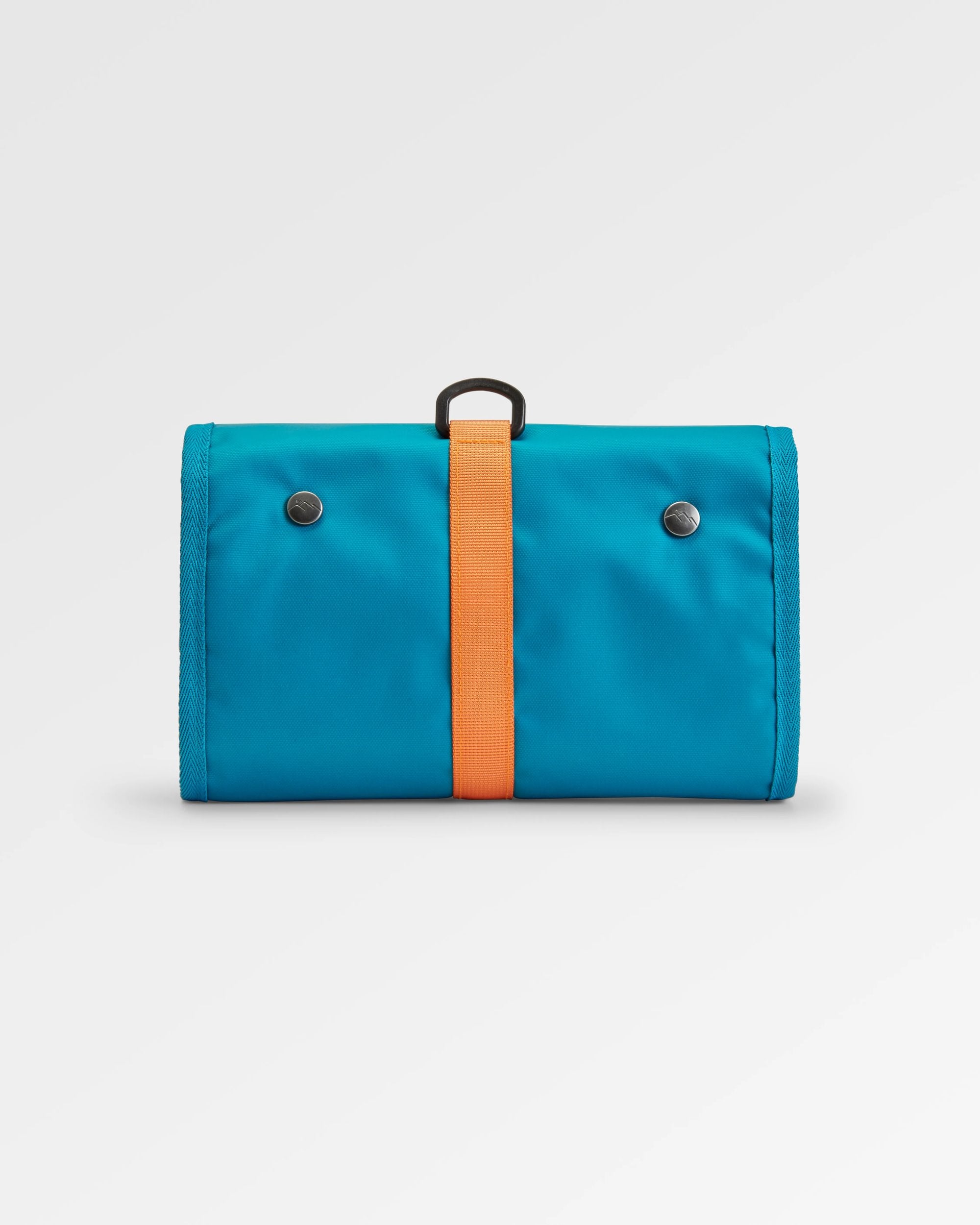 Drop Recycled Wash Kit - Tidal Blue - Flatlay