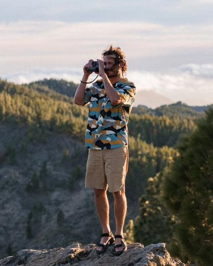 Cove Organic Textured Shirt - Vista Patchwork Arctic - Lifestyle