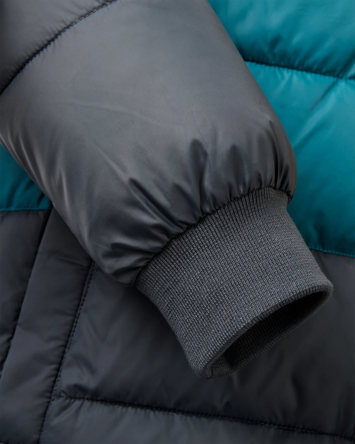 Inspire Insulated Hooded Jacket - Charcoal/Mediterranean - Flatlay