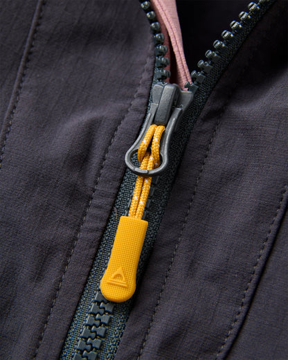 Trailscape Lite Women's Softshell Anorak - Brambleberry/Faded Black - Flatlay
