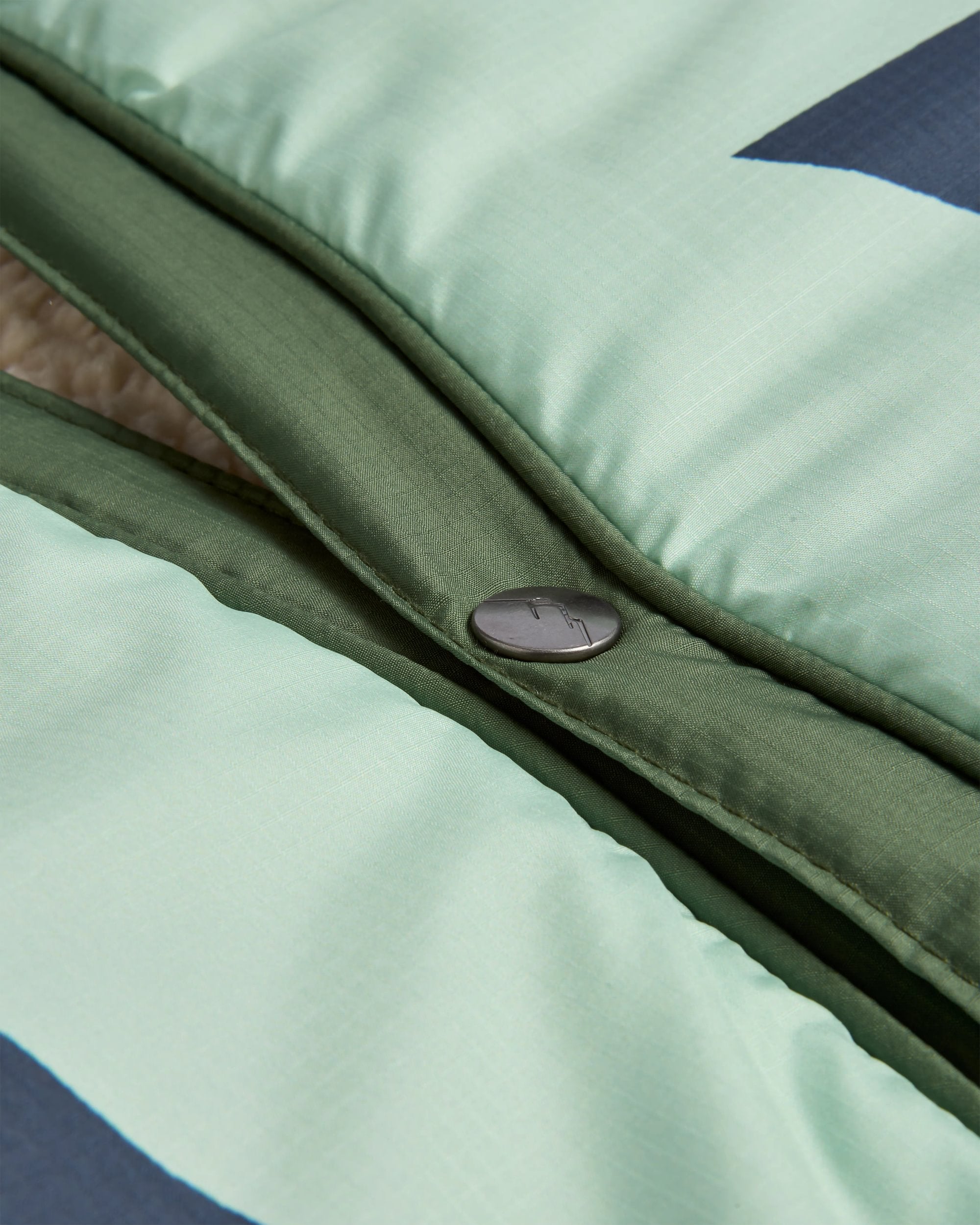 Cabin Recycled Sherpa Blanket - Spearmint - Flatlay