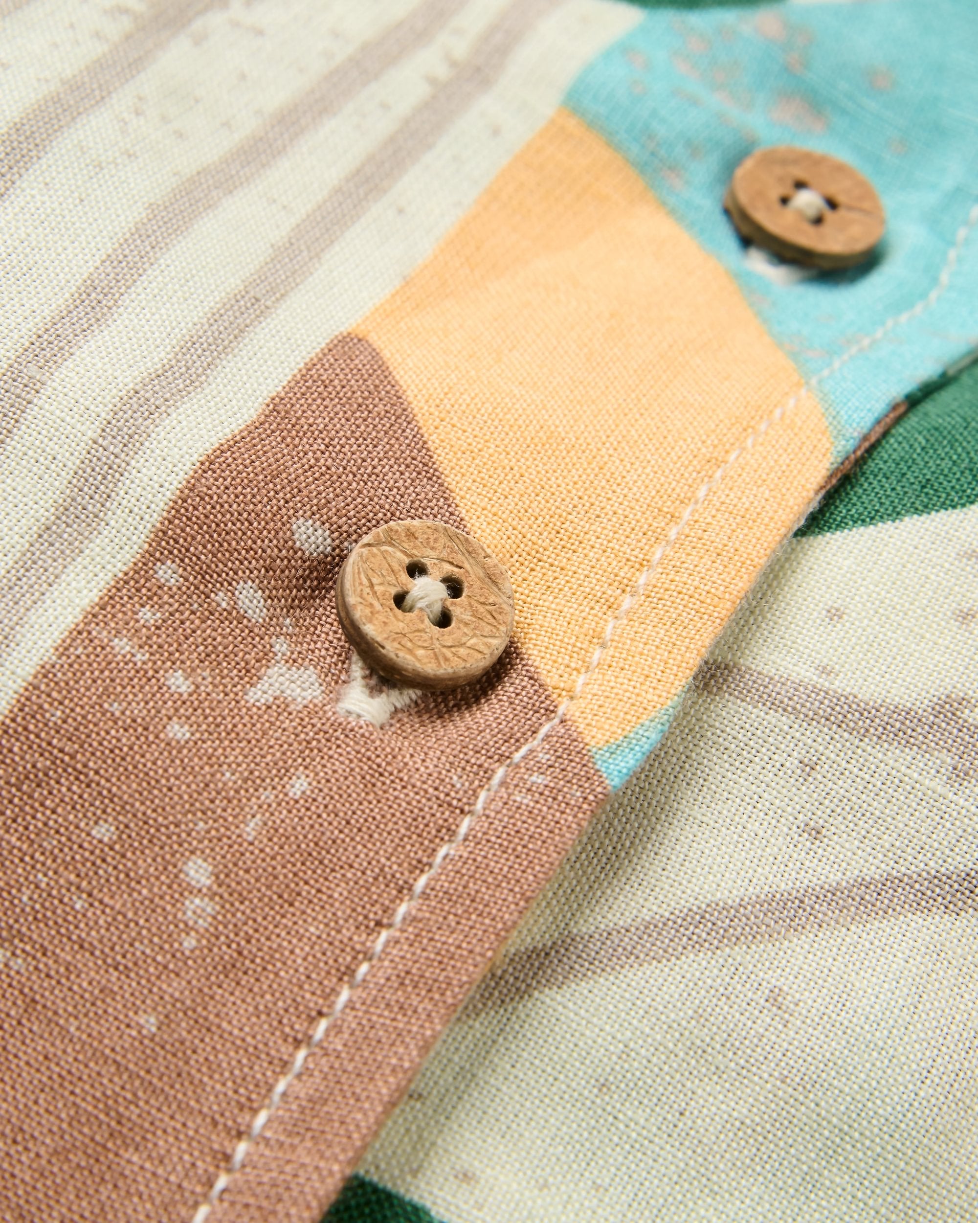 Arden Linen Short Sleeve Shirt  - Sun Patch Simply Taupe - Flatlay