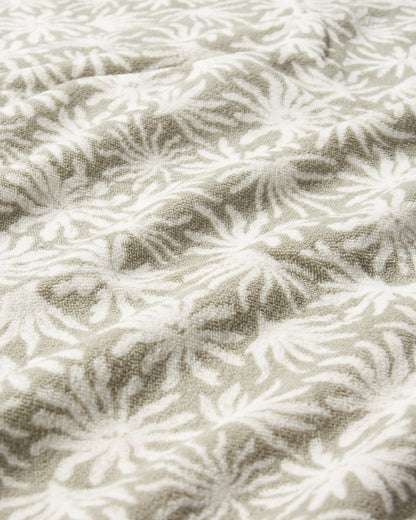 Travel Recycled Quick Dry Towel - Seaweed Pebble Grey - Flatlay