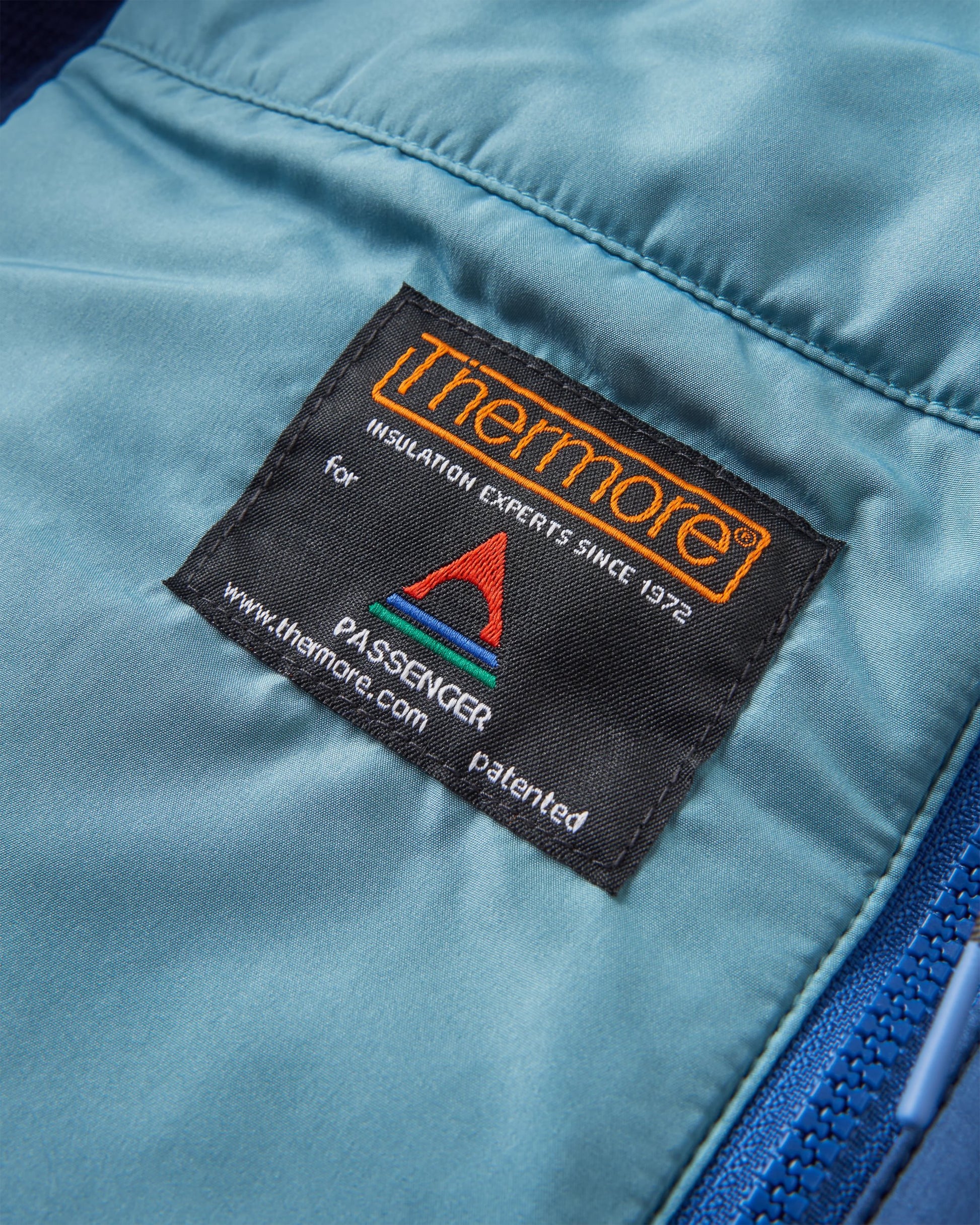 Shasta Lightweight Women's Recycled Thermore® Insulated Vest - Rich Navy/Dark Denim/Arctic