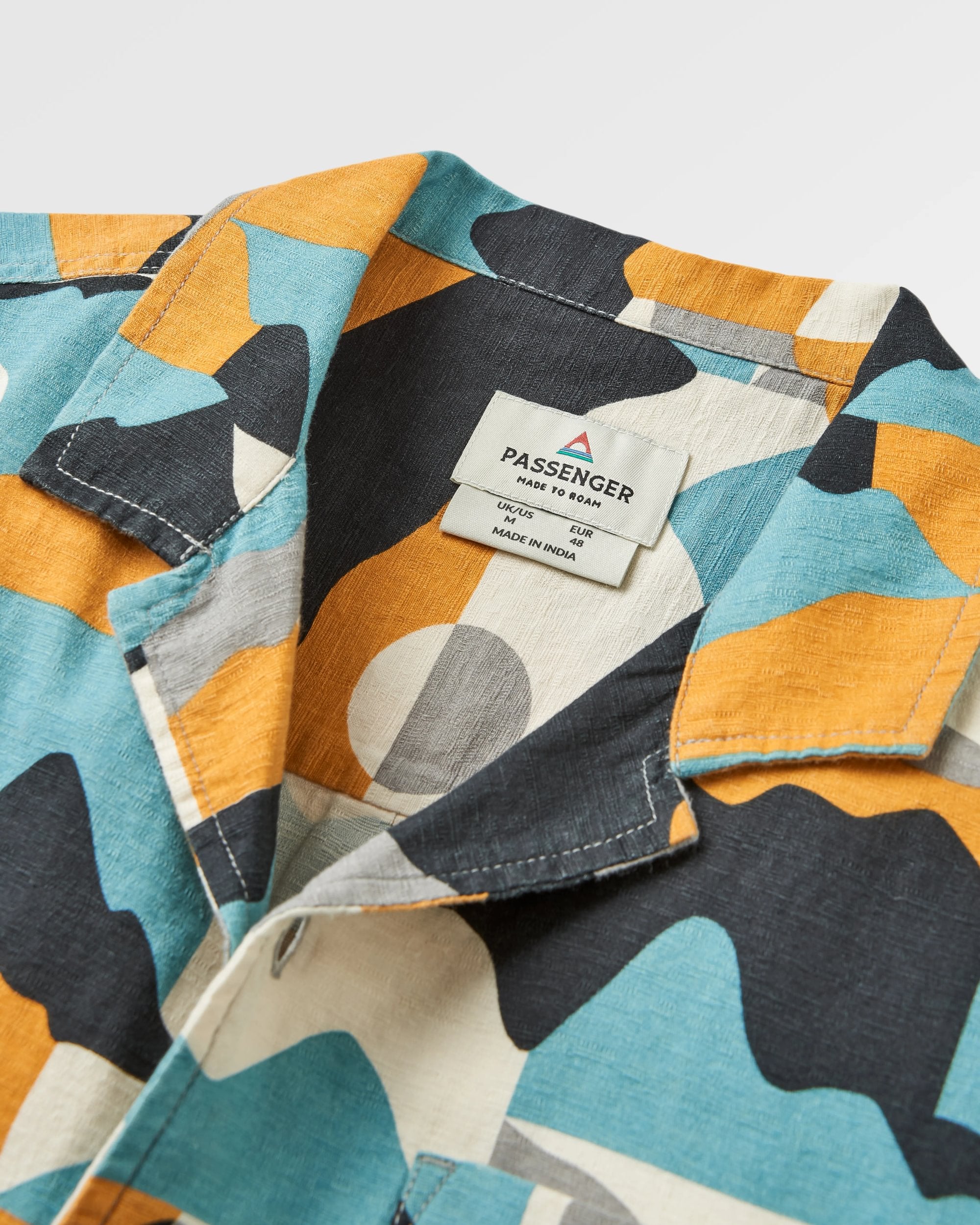 Cove Organic Textured Shirt - Vista Patchwork Arctic - Flatlay