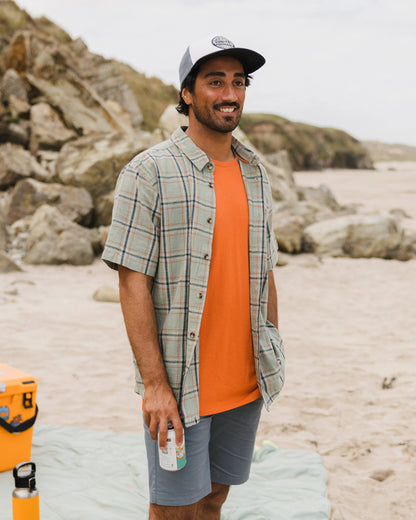 Chill Short Sleeve Shirt - Pistachio - Lifestyle
