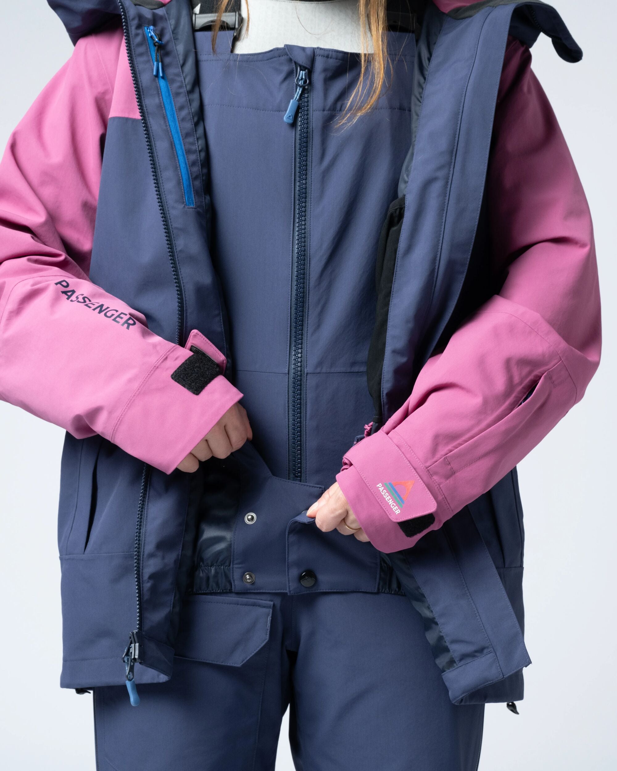 Snowscape Women's Recycled Jacket - Rich Navy - Flatlay