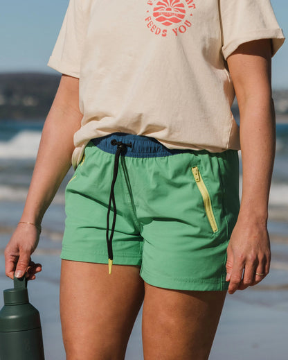Way Out All Purpose Short - Green Spruce - Lifestyle