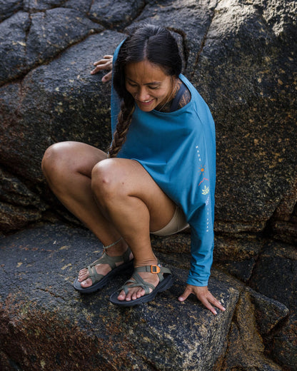 Hatha Recycled Active Top - Blue Steel - Lifestyle