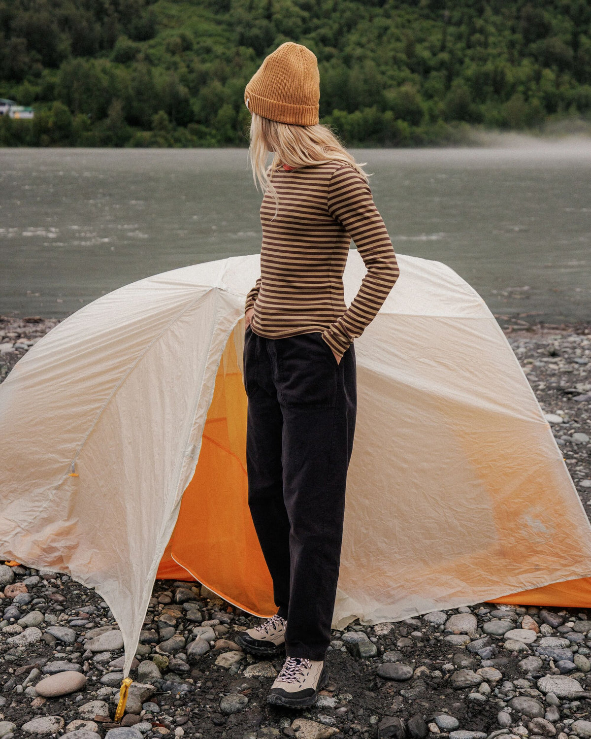 Avian Trousers - Black - Lifestyle