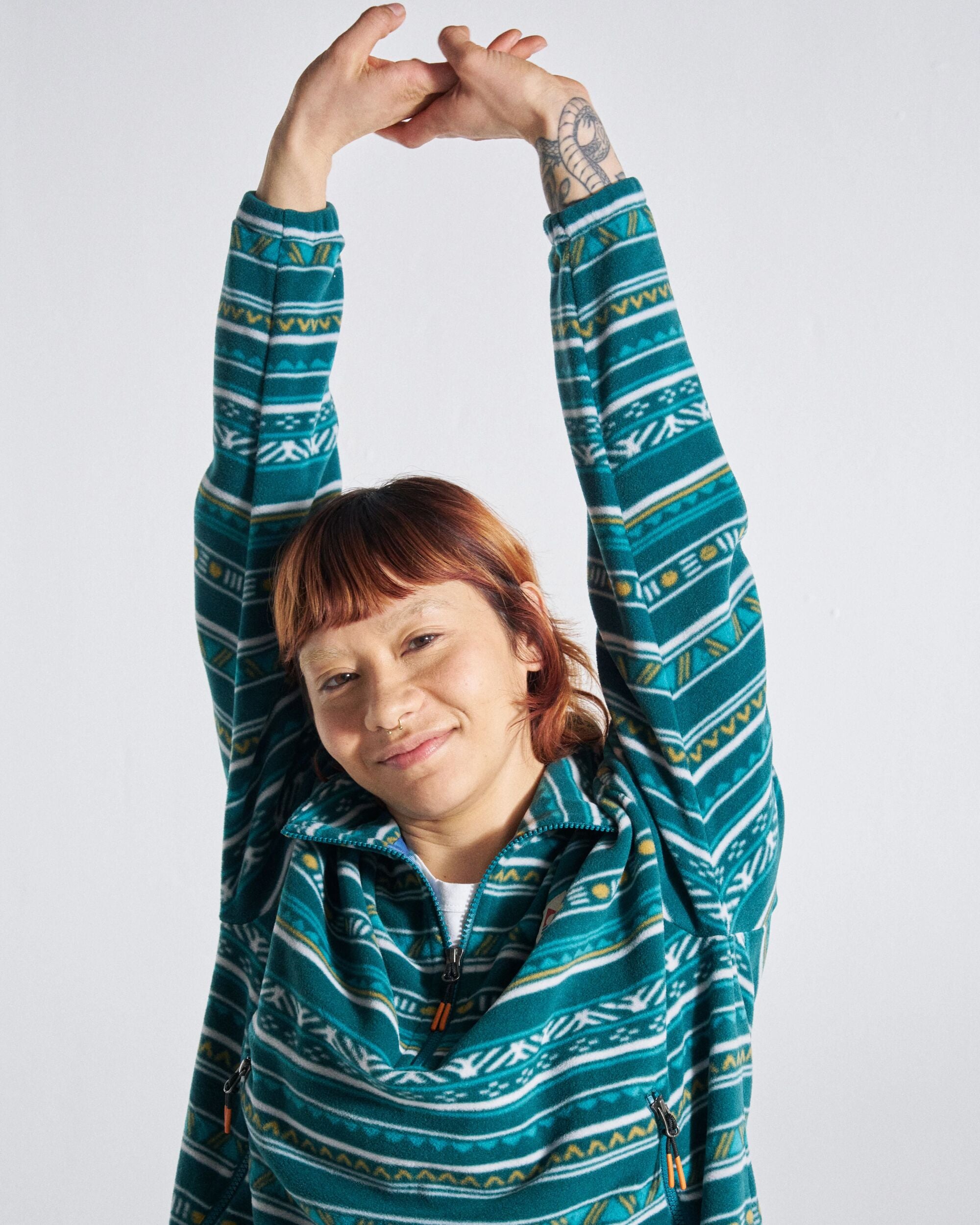 Ayla Micro Polartec® Fleece - Geo Stripe Mediterranean - Studio Model