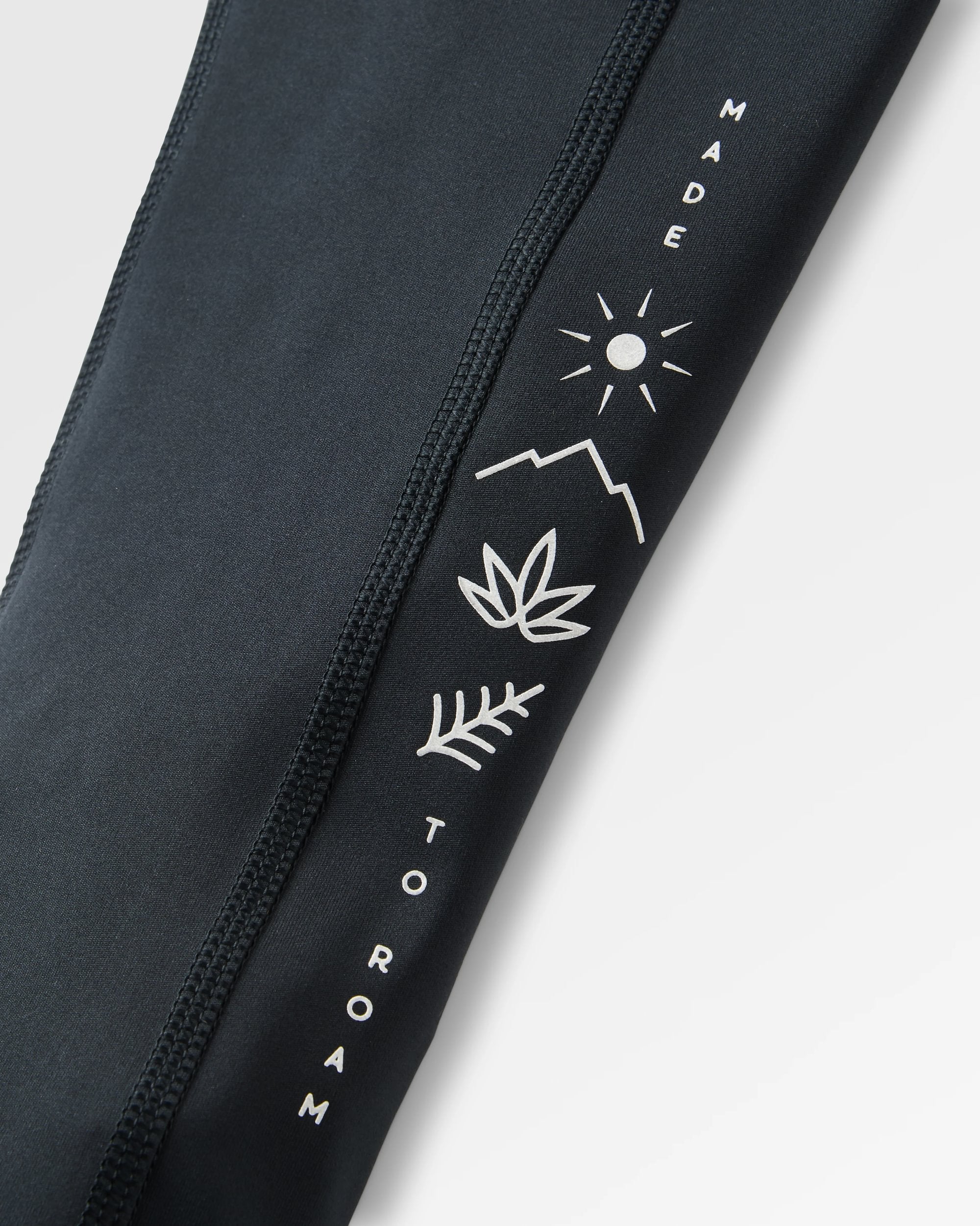 Mantra Active Leggings - Black - Flatlay