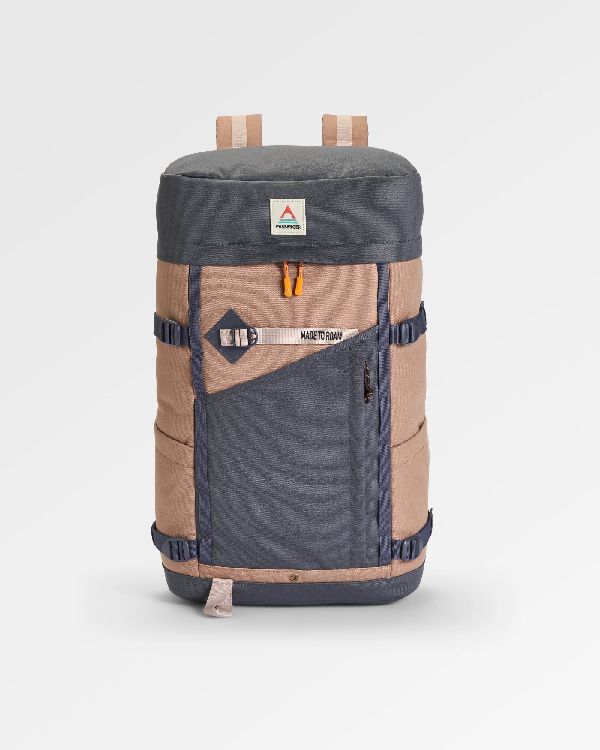 Vantage 30L Backpack - Charcoal/ Caramel - Flatlay