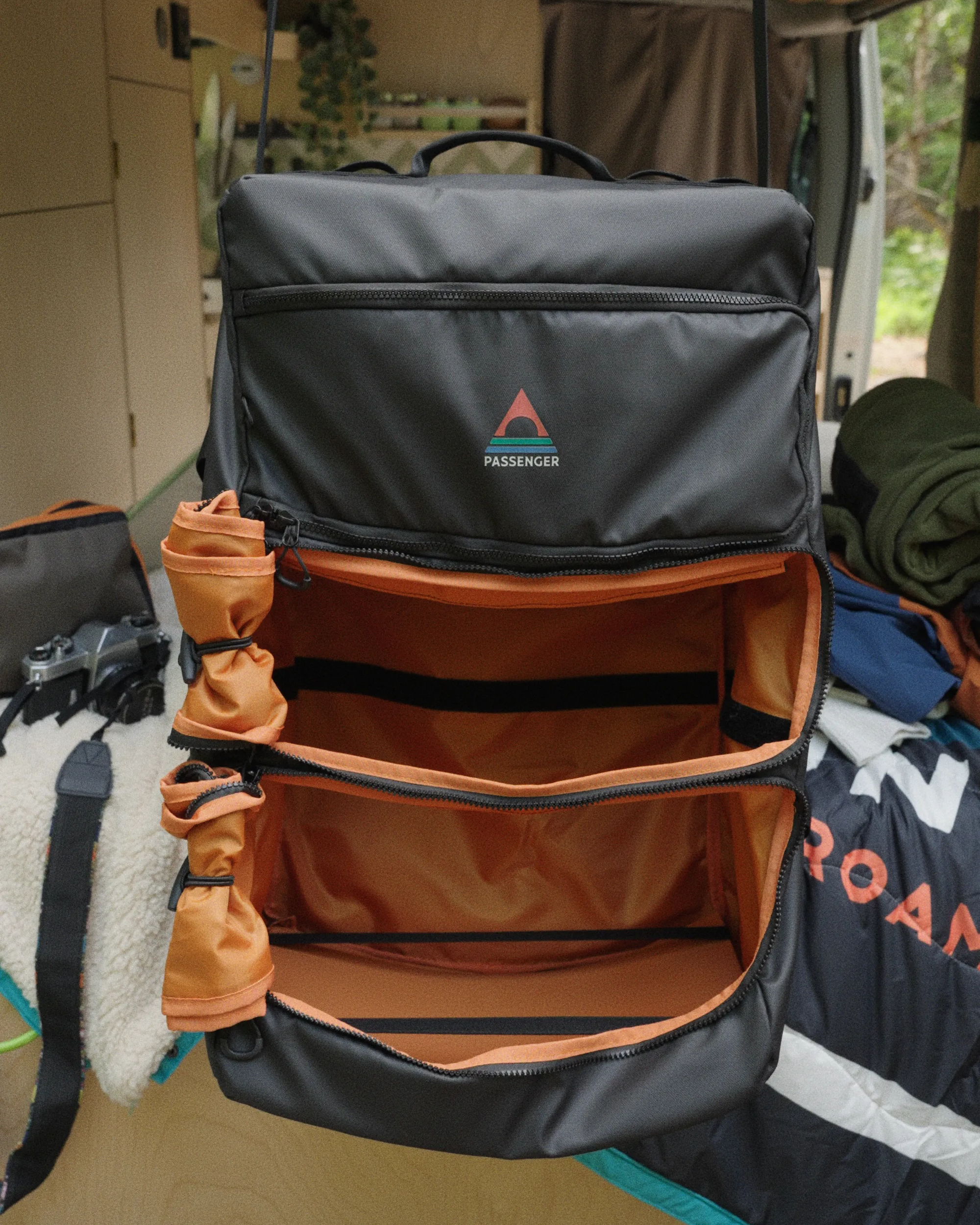 Vandrobe Recycled Duffel - Black - Lifestyle