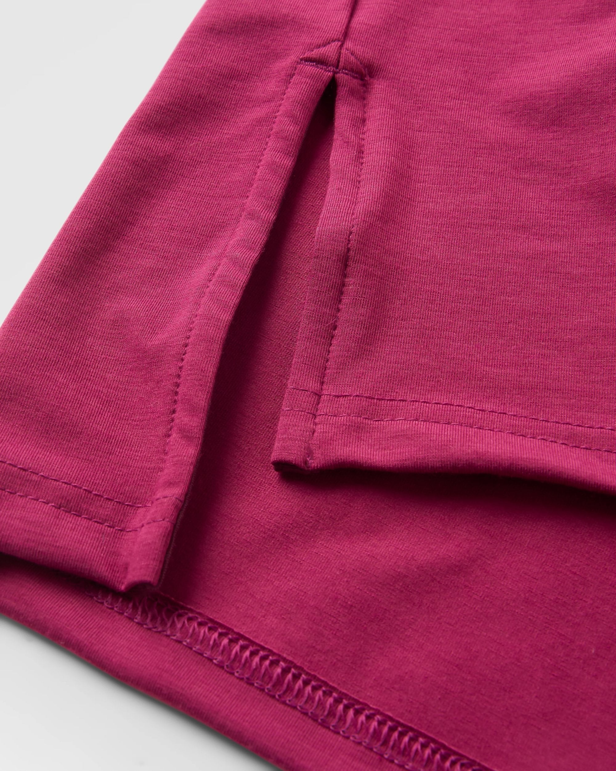 Chase The Light Active LS T-Shirt - Wild Berry  - Flatlay