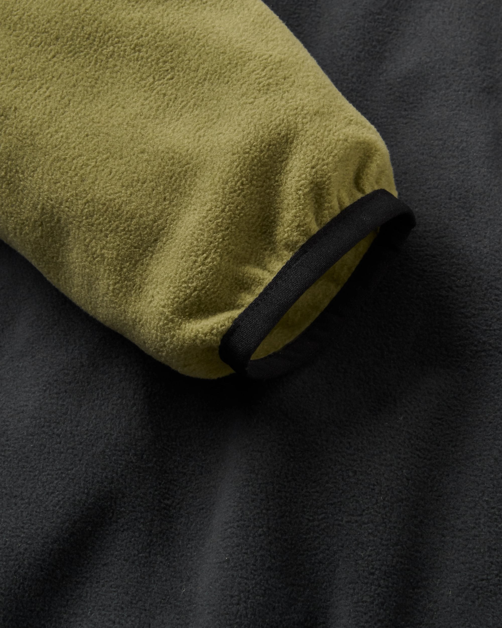 Set Off Polartec® 1/4 Zip Fleece - Khaki - Flatlay