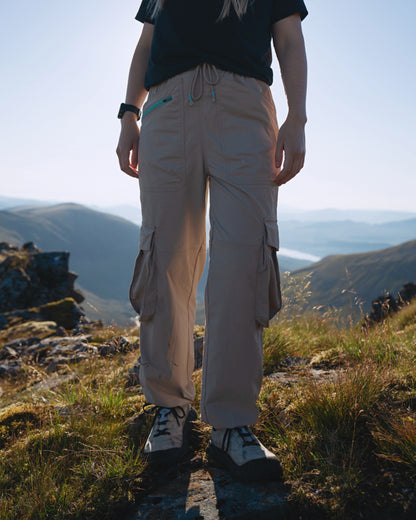 Hydrilla Light Trouser - Simply Taupe - Lifestyle