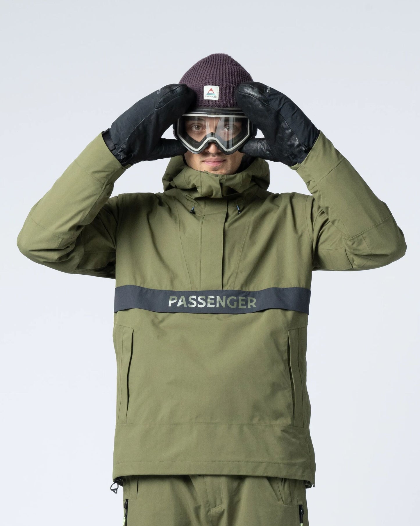 Snowscape Men's Recycled Anorak - Khaki - Flatlay