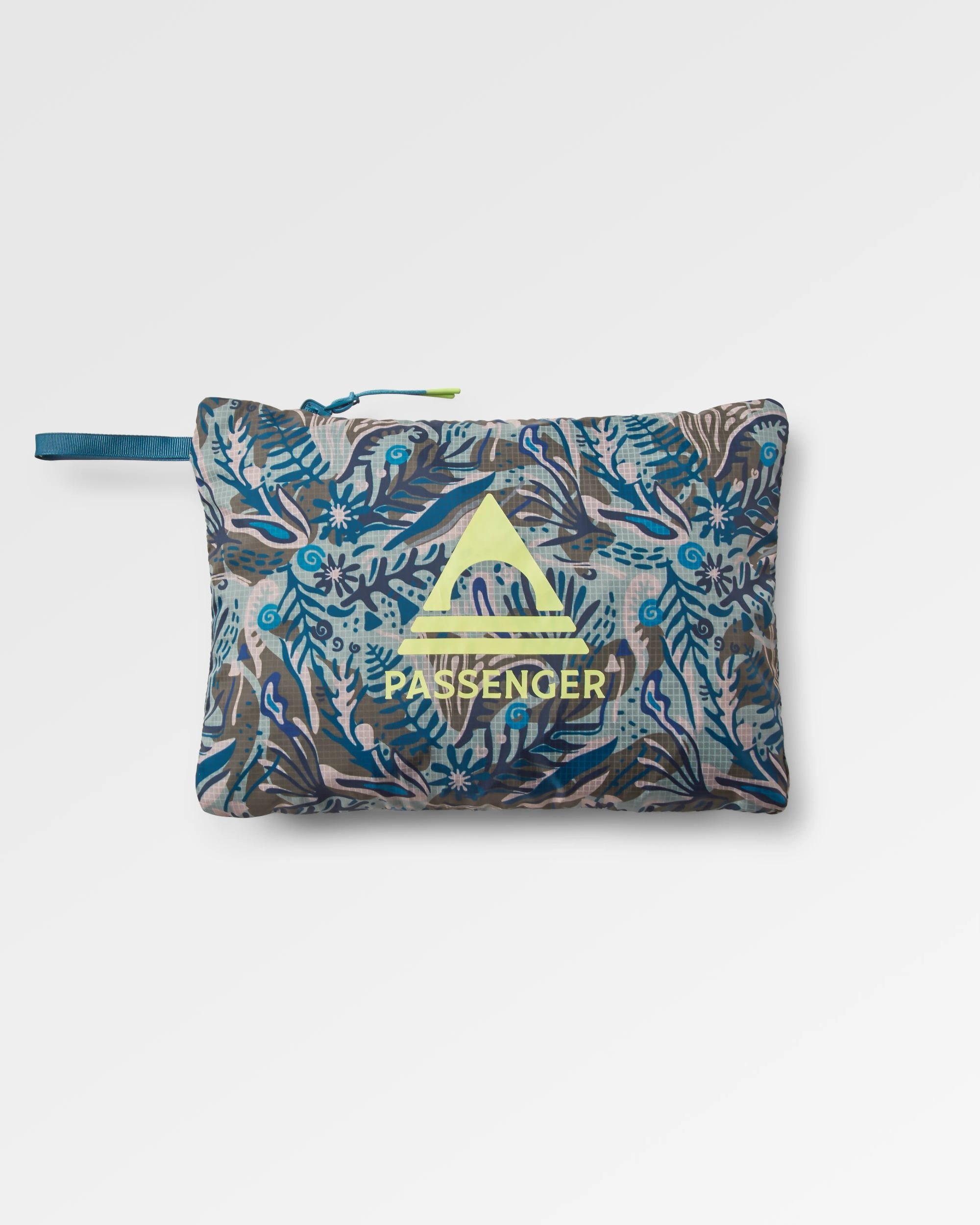 Gusto Recycled Windshell Anorak - Abstract Seaweed Pistachio - Flatlay