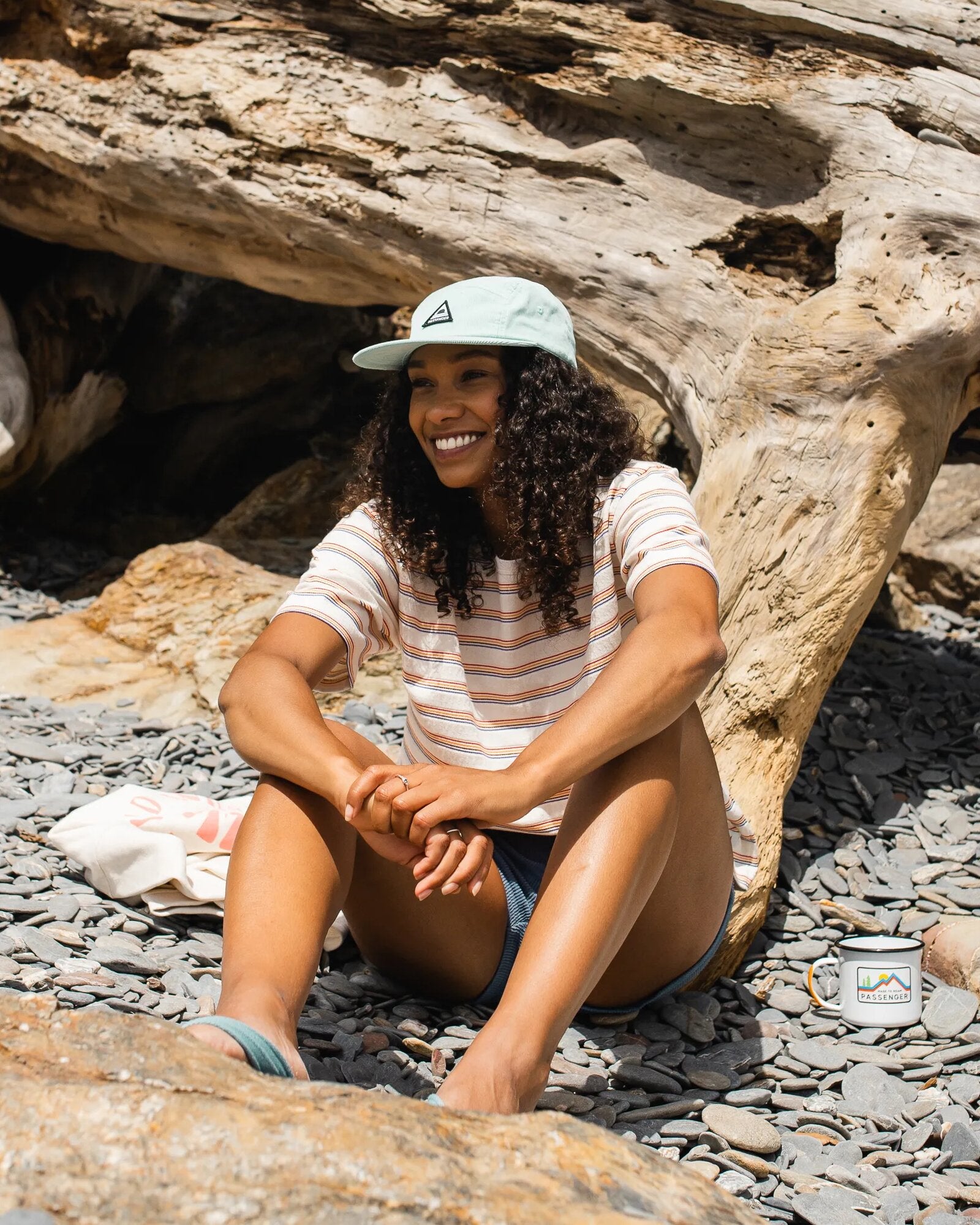 Retro Vibes Organic Cotton T-Shirt - Retro Stripe - Lifestyle